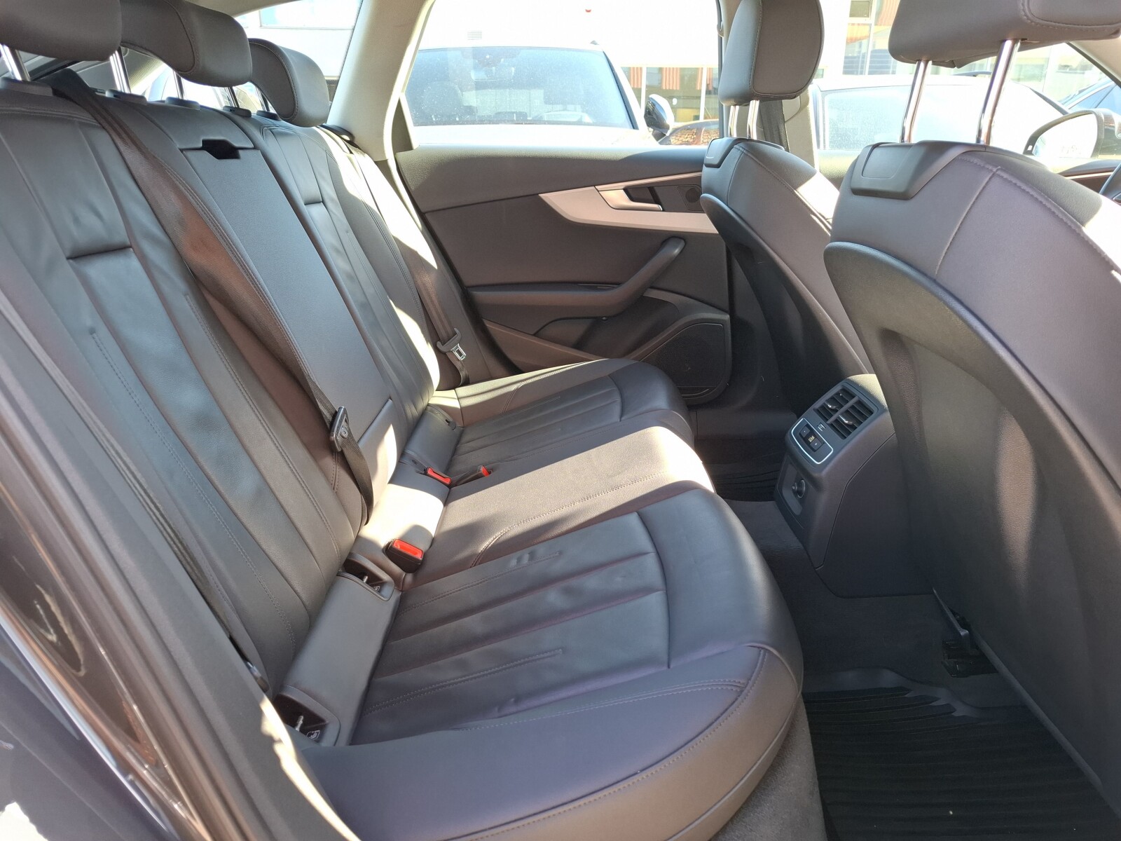 Audi A4 Allroad - zdjęcie 11