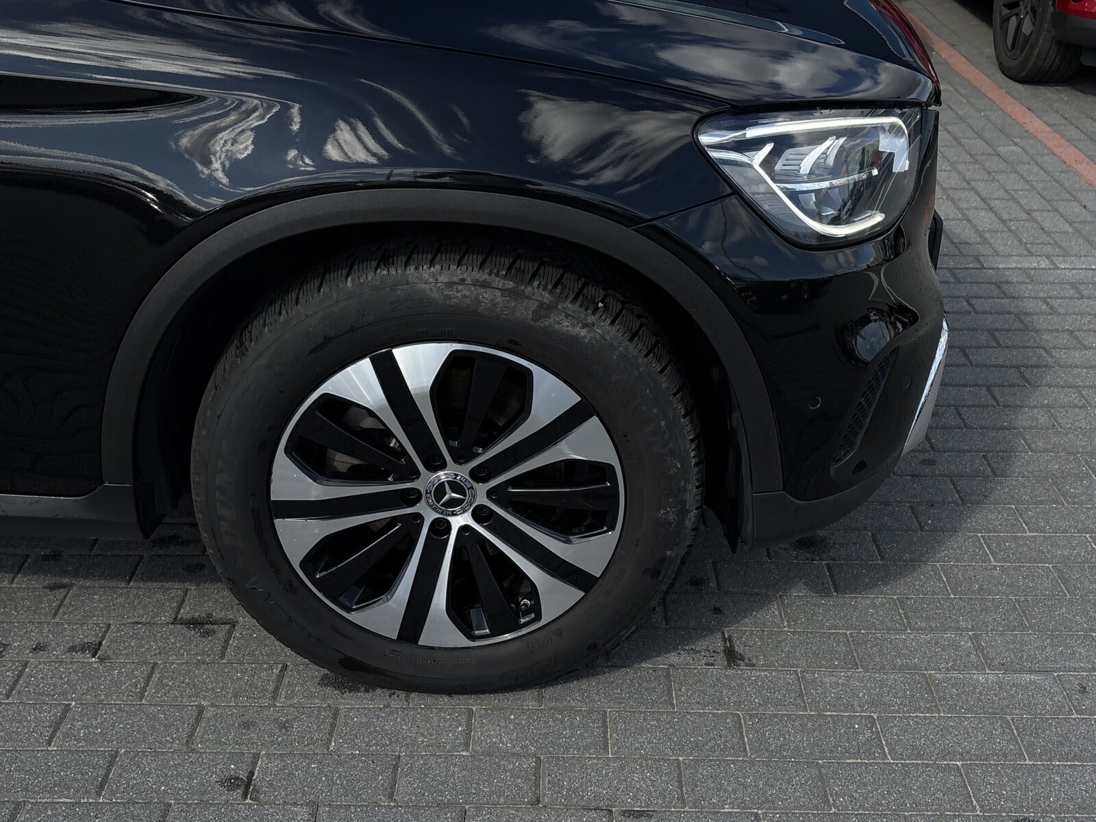 Mercedes-Benz GLC 200 - zdjęcie 26