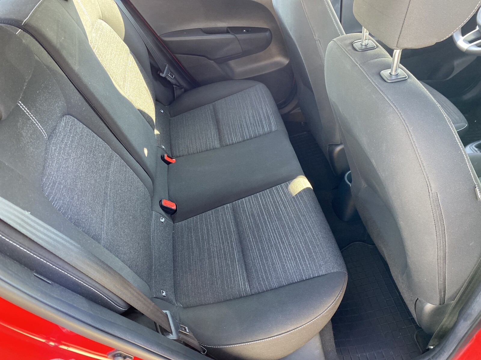 Kia Picanto - zdjęcie 13