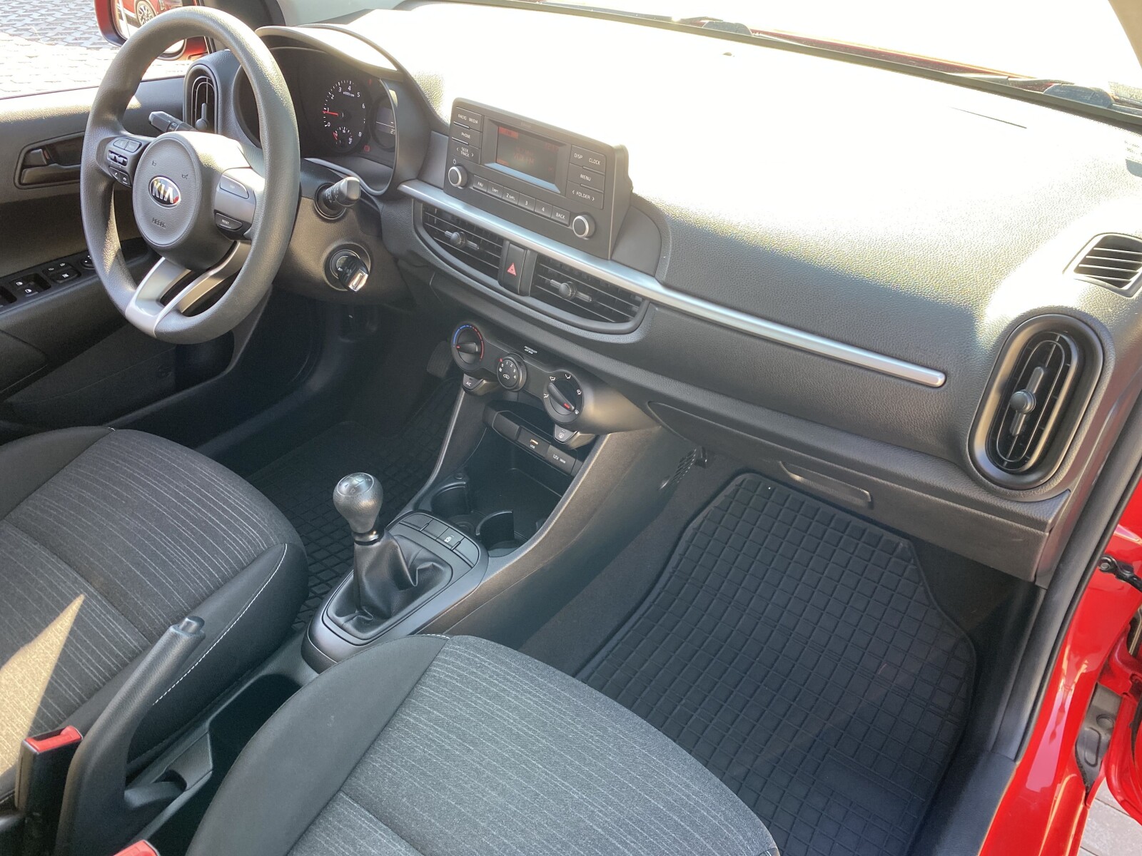 Kia Picanto - zdjęcie 15