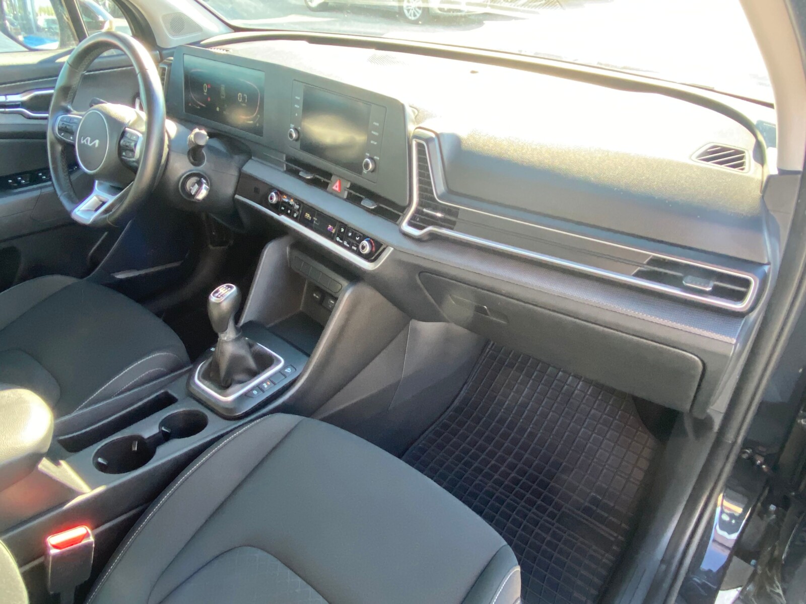 Kia Sportage - zdjęcie 16