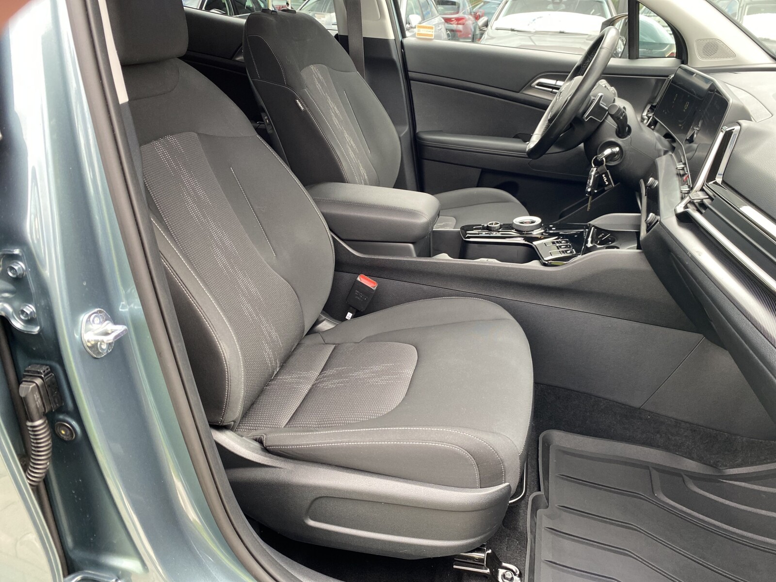 Kia Sportage - zdjęcie 17