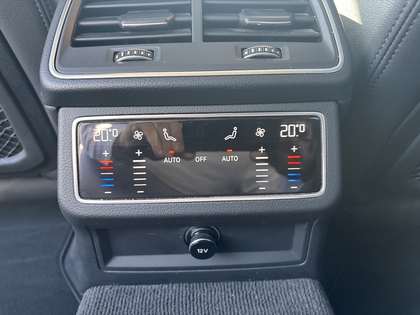 Audi A6 Avant - zdjęcie 32