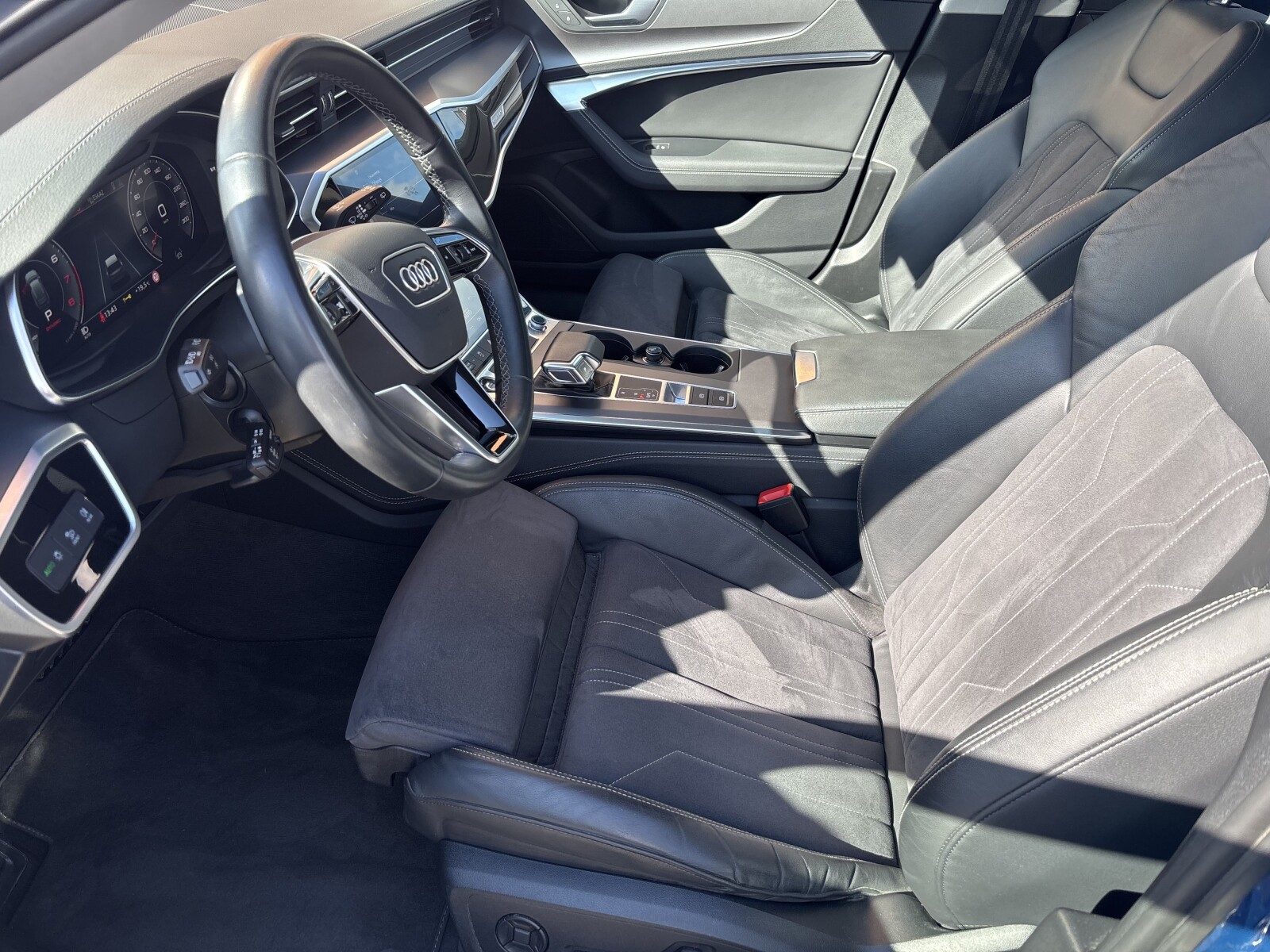 Audi A6 Avant - zdjęcie 36
