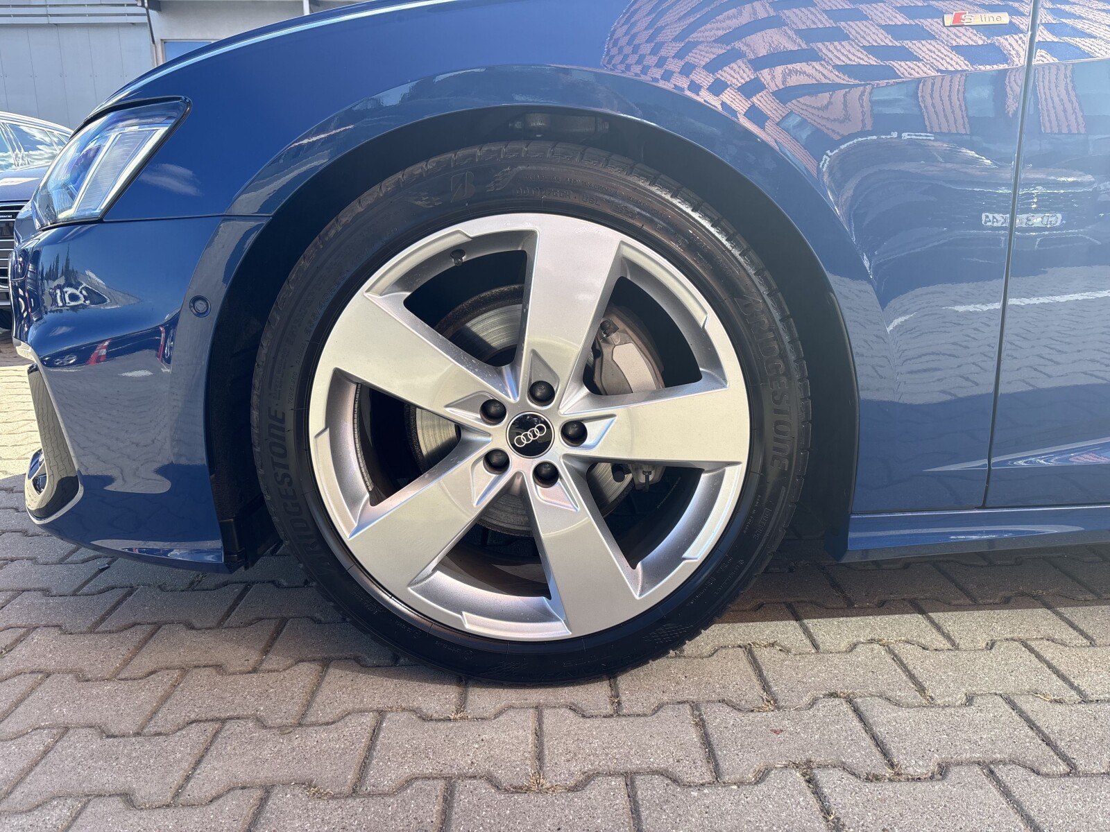 Audi A6 Avant - zdjęcie 16