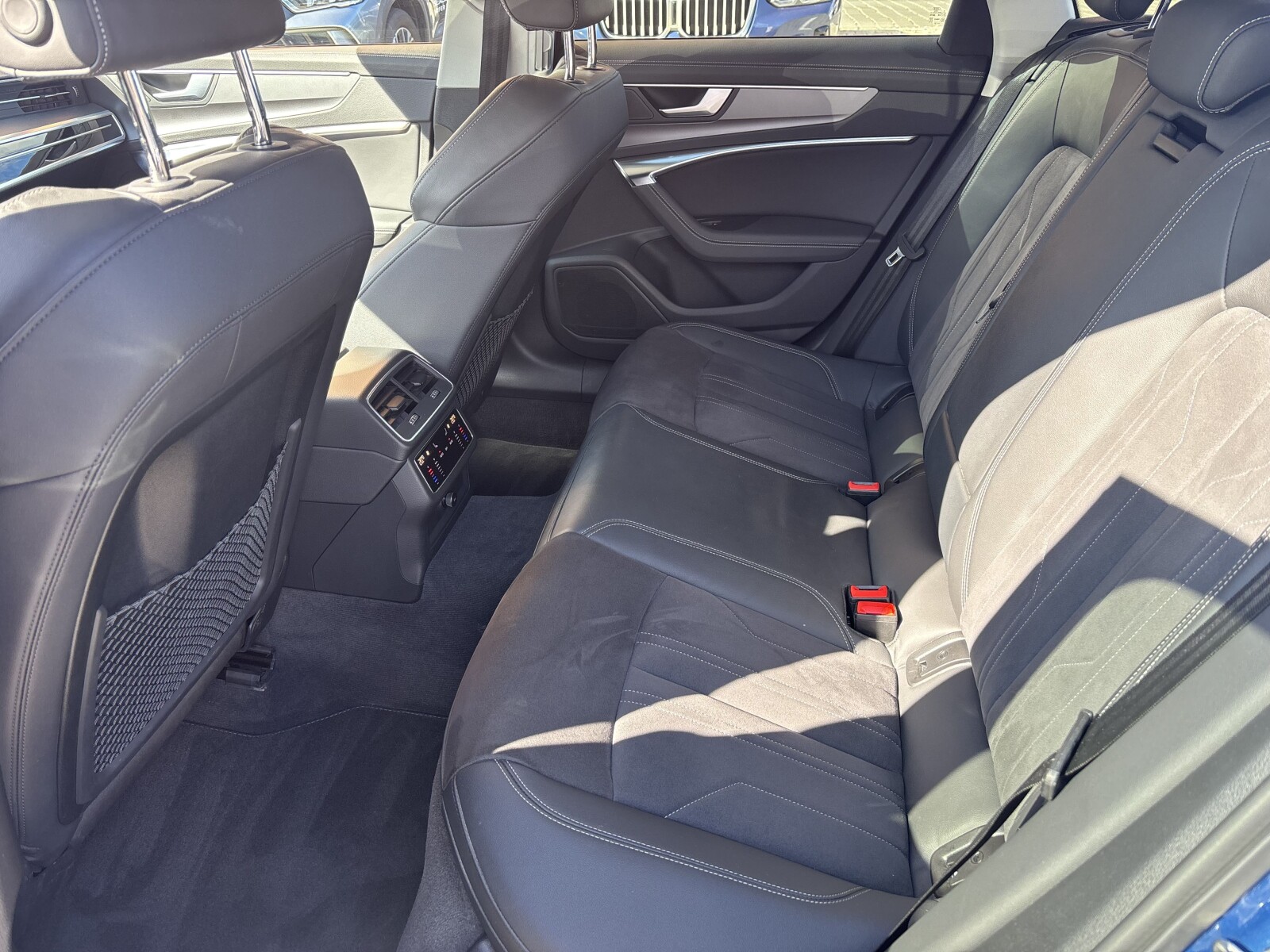 Audi A6 Avant - zdjęcie 33