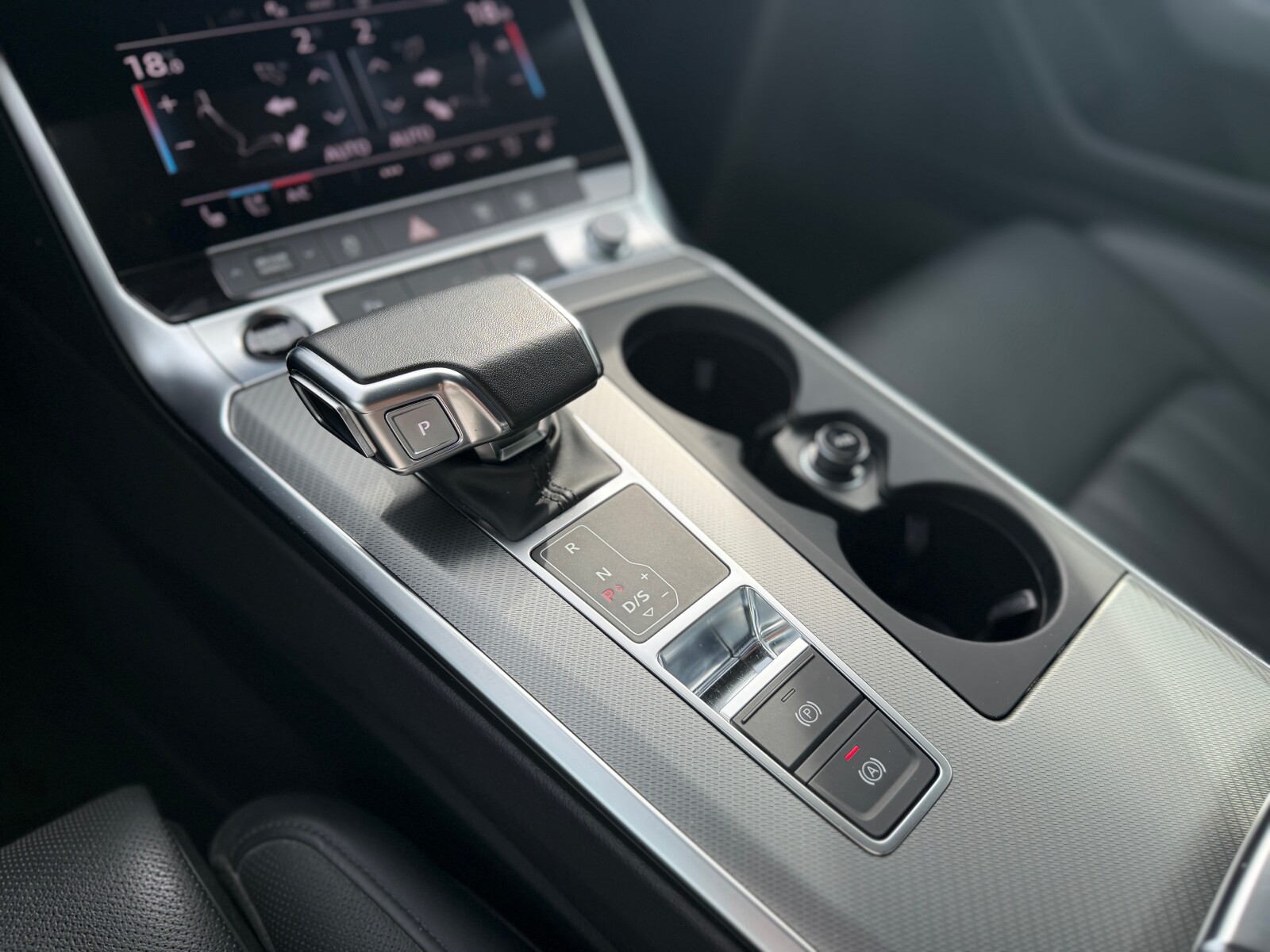 Audi A6 Limousine TFSI e - zdjęcie 21