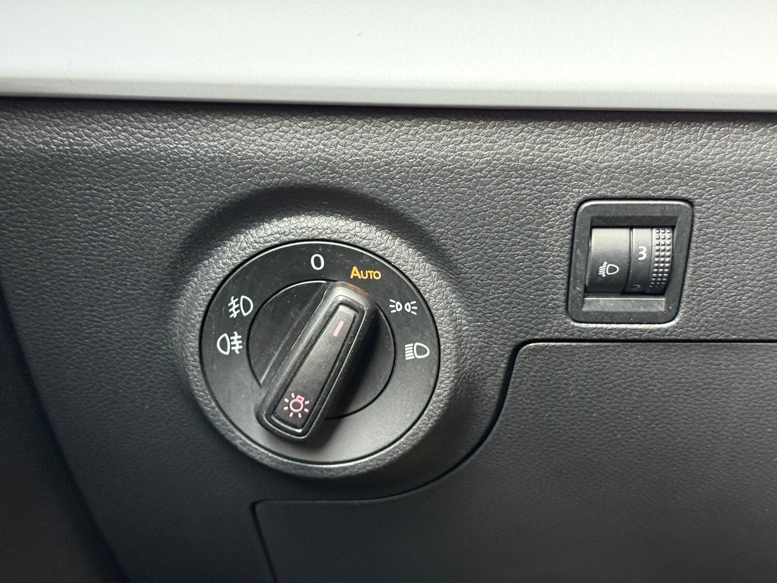 Seat Ibiza - zdjęcie 23