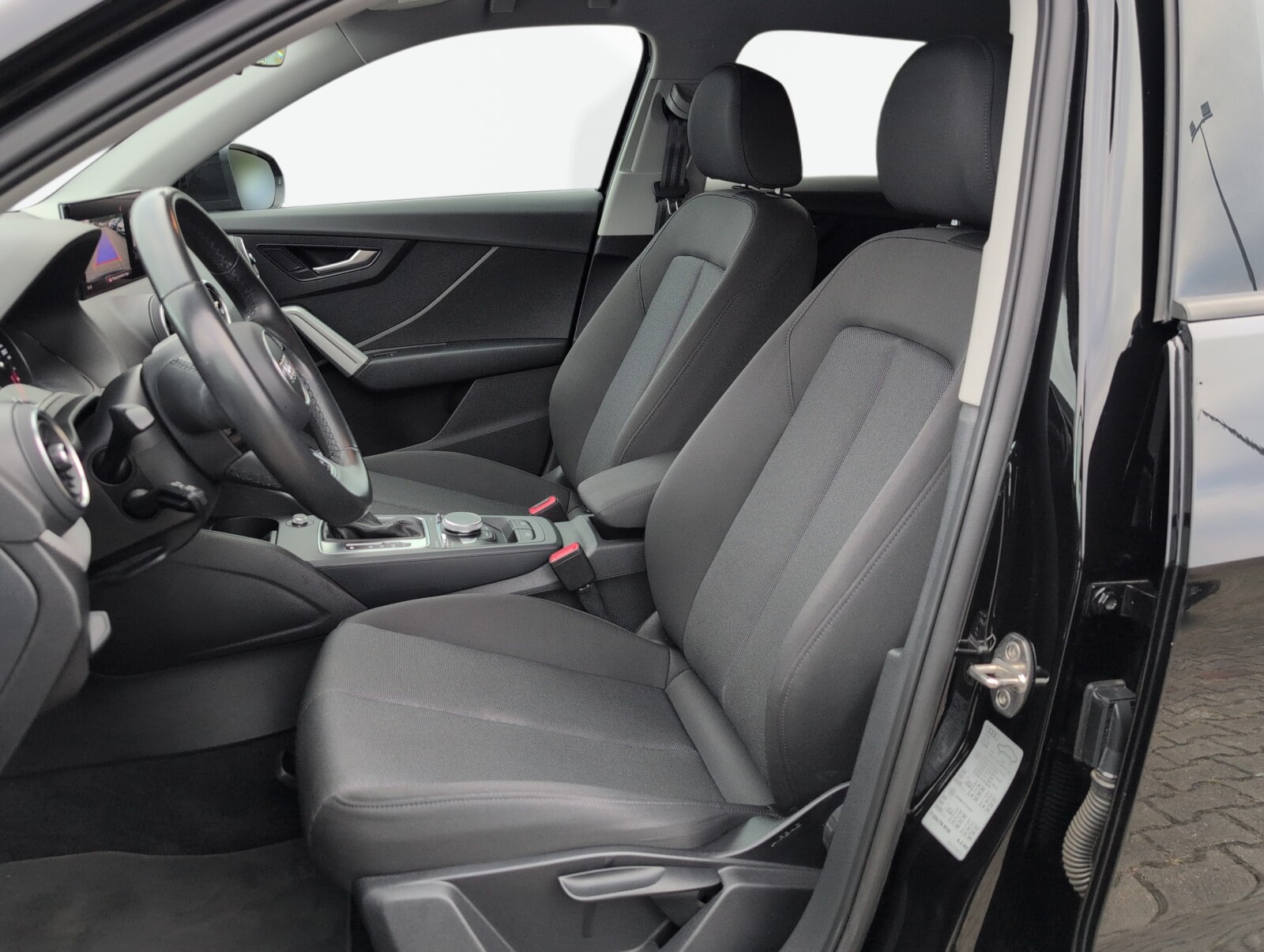 Audi Q2 - zdjęcie 15