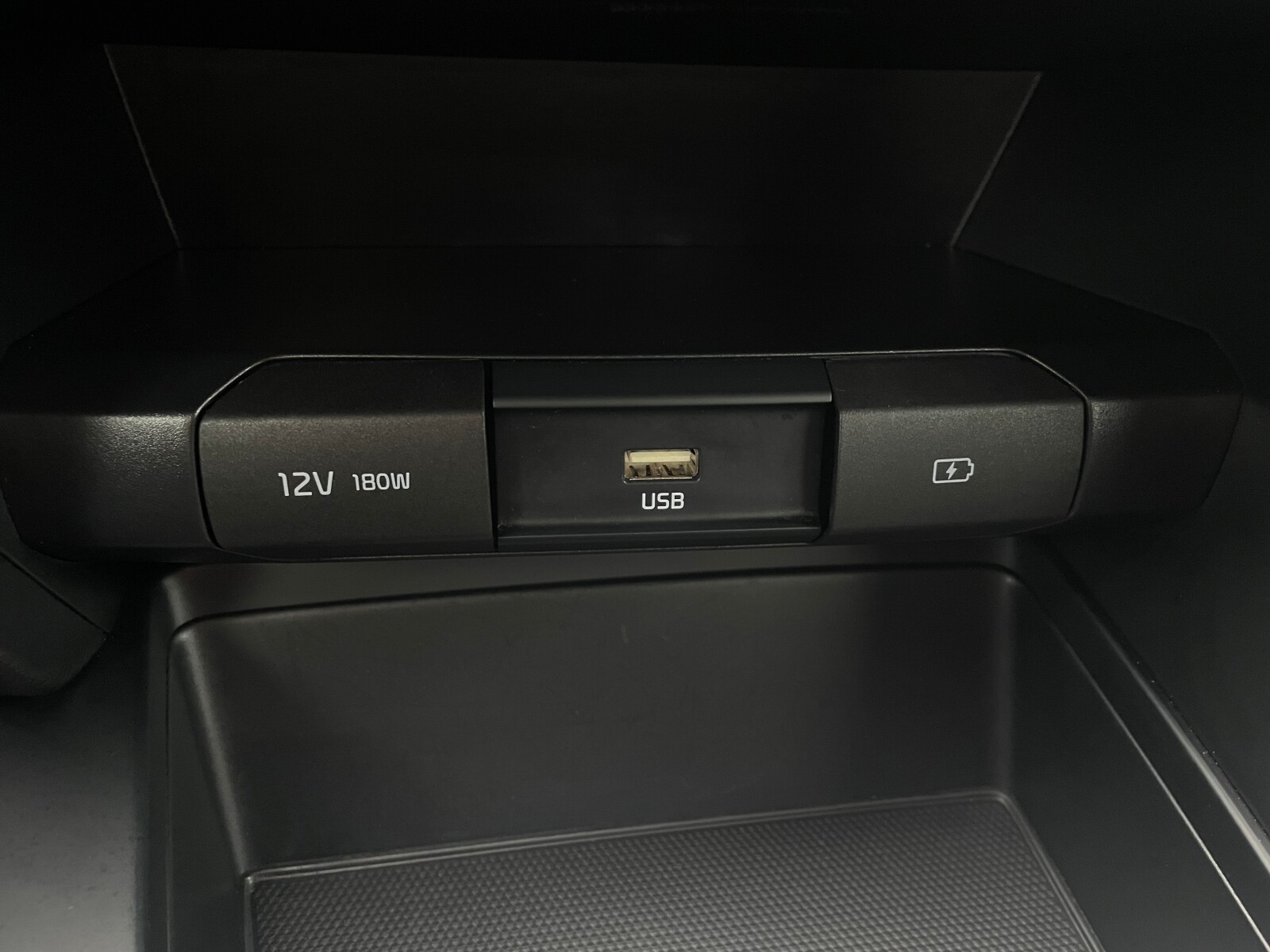 Kia Ceed - zdjęcie 30