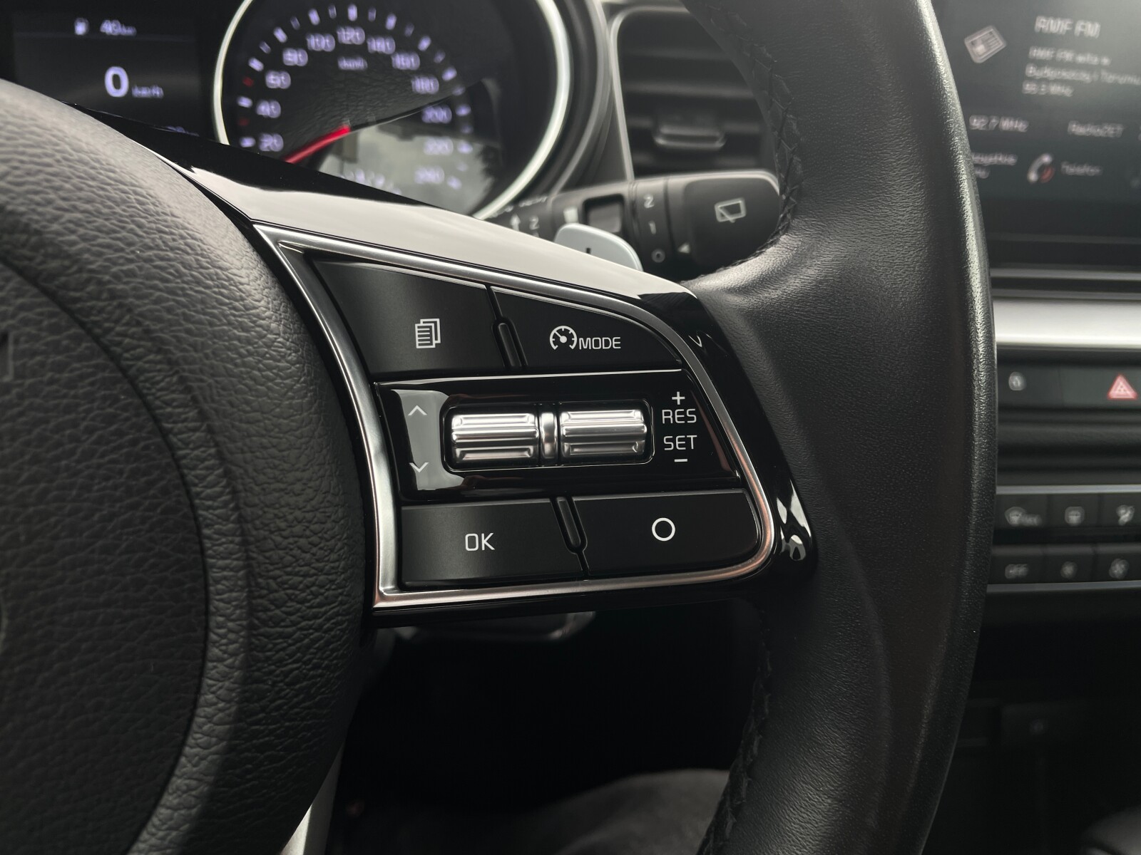 Kia Ceed - zdjęcie 22