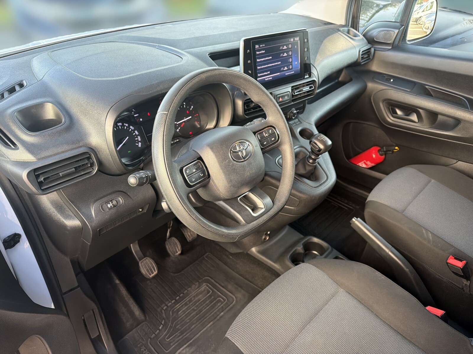 Toyota Proace City - zdjęcie 9