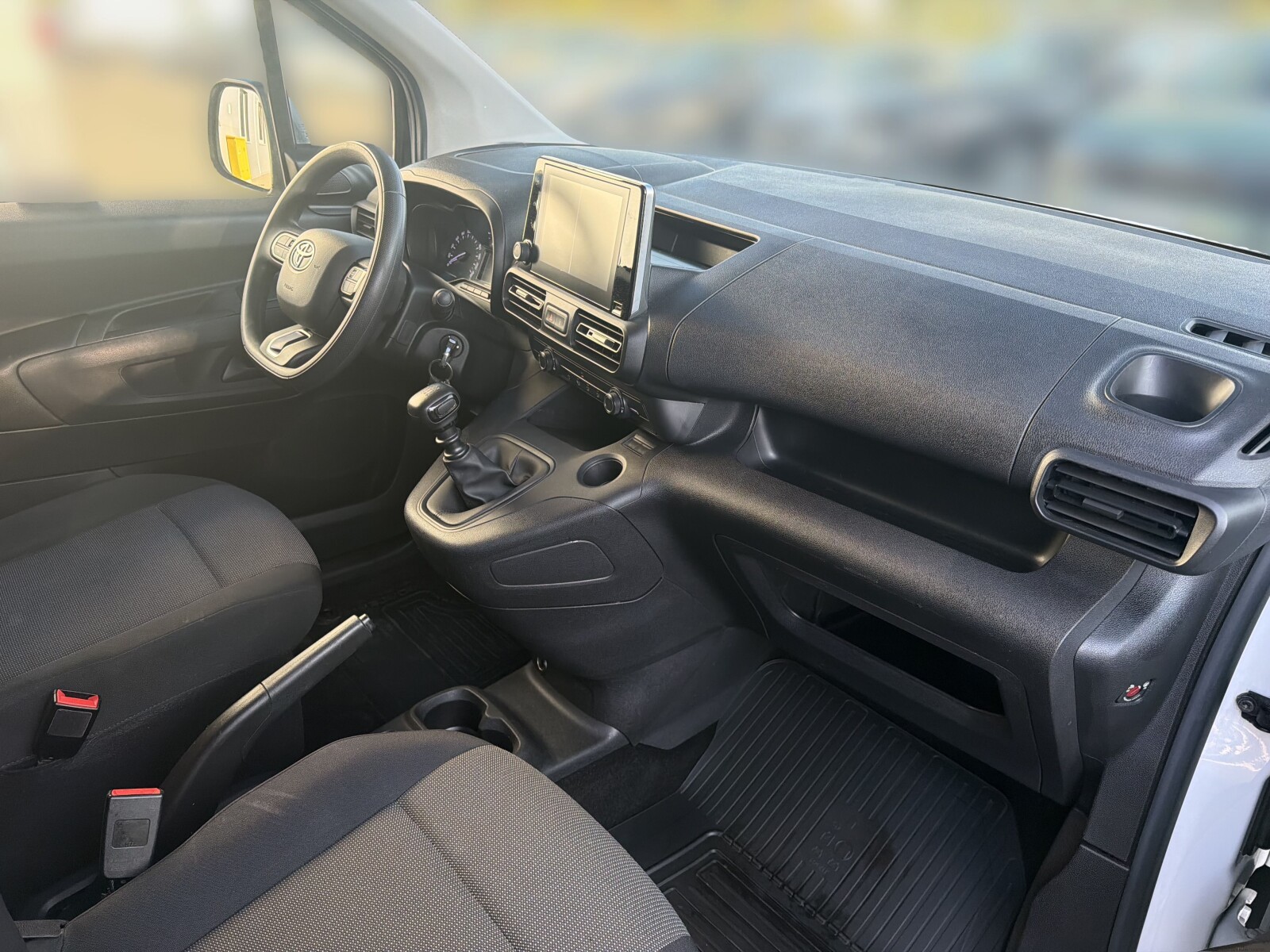 Toyota Proace City - zdjęcie 12