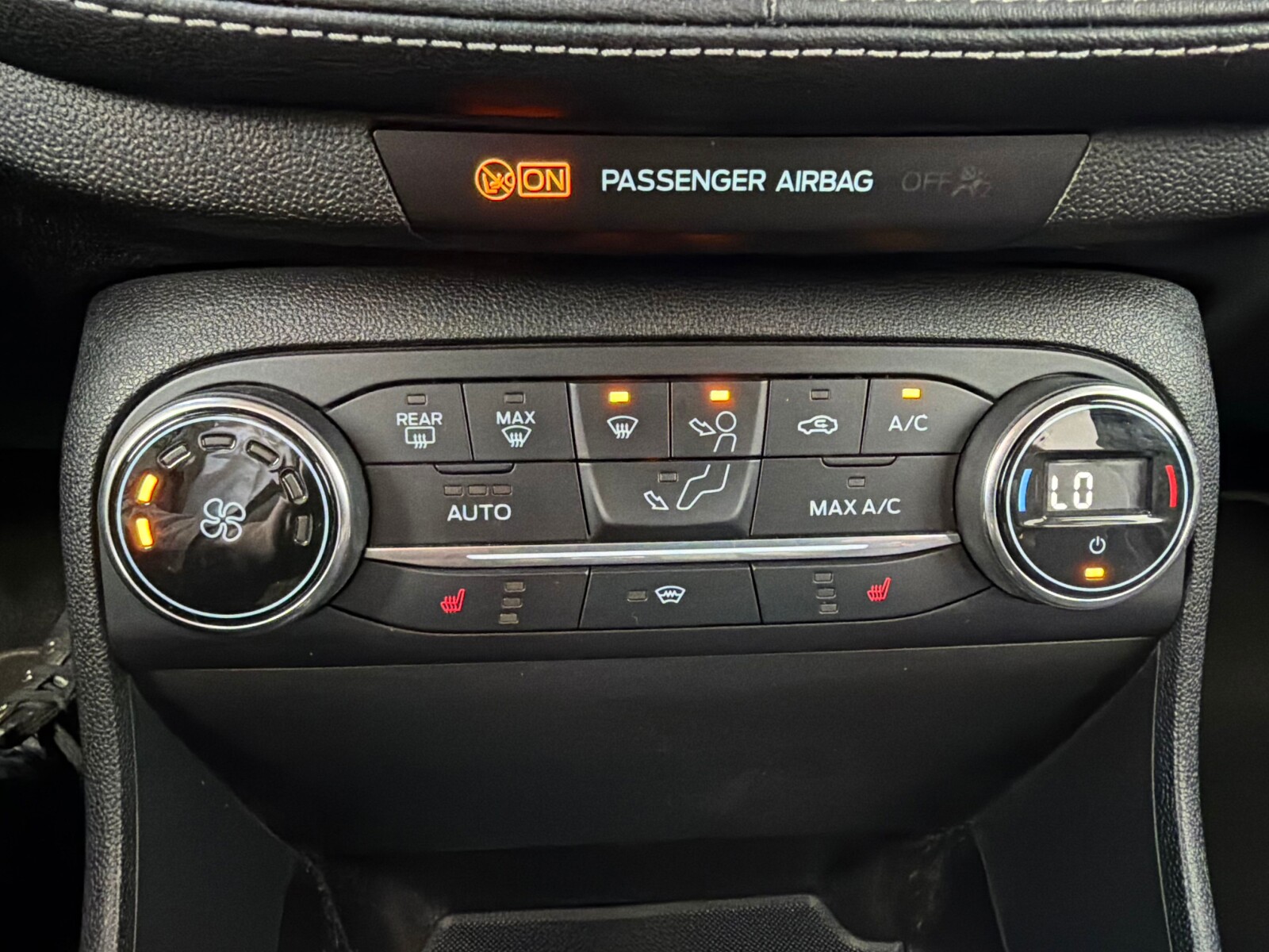 Ford Fiesta - zdjęcie 25