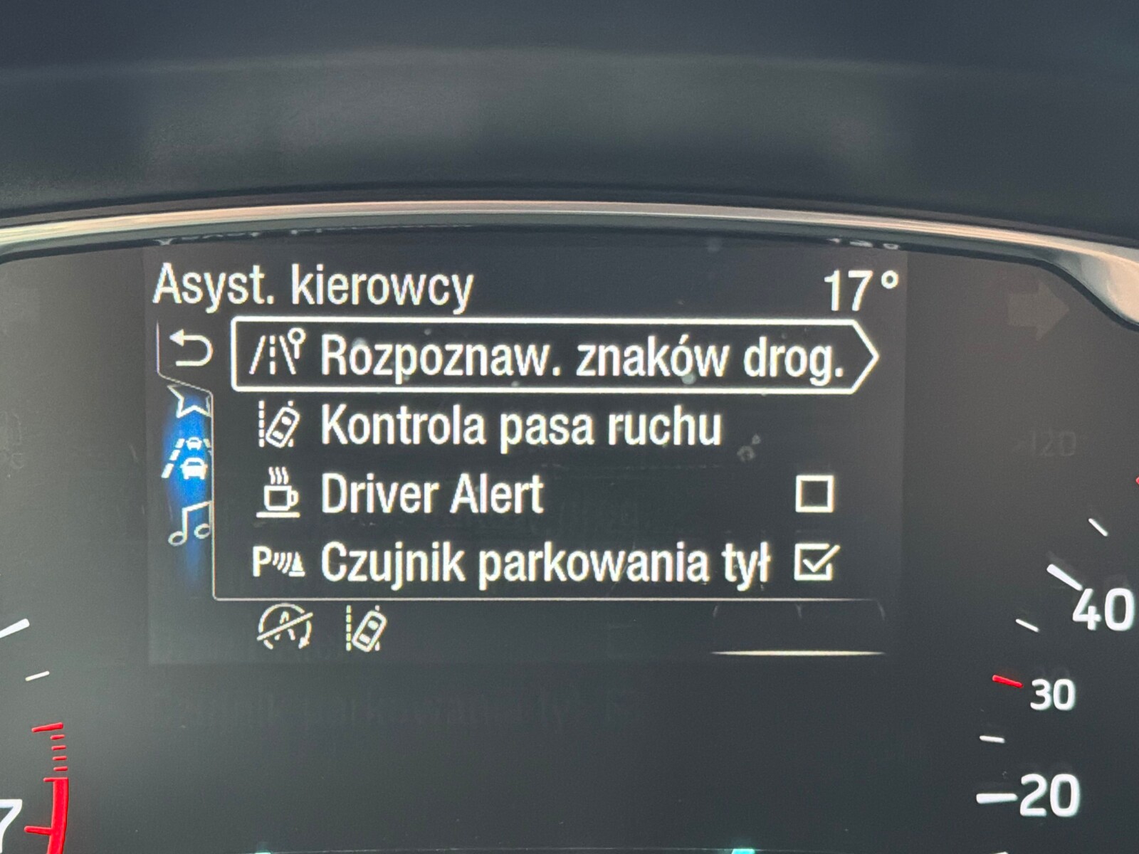 Ford Fiesta - zdjęcie 30