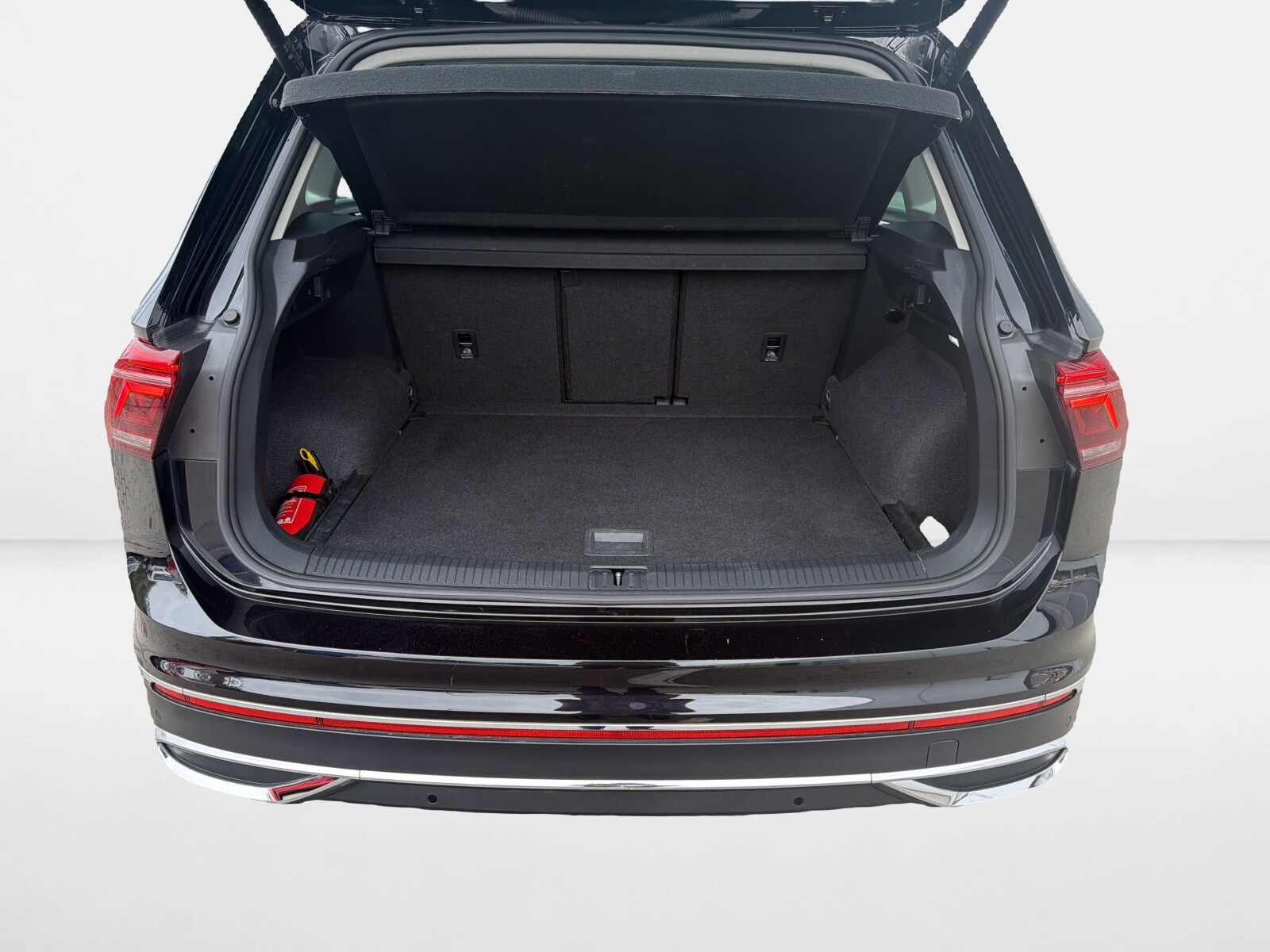Volkswagen Tiguan - zdjęcie 31