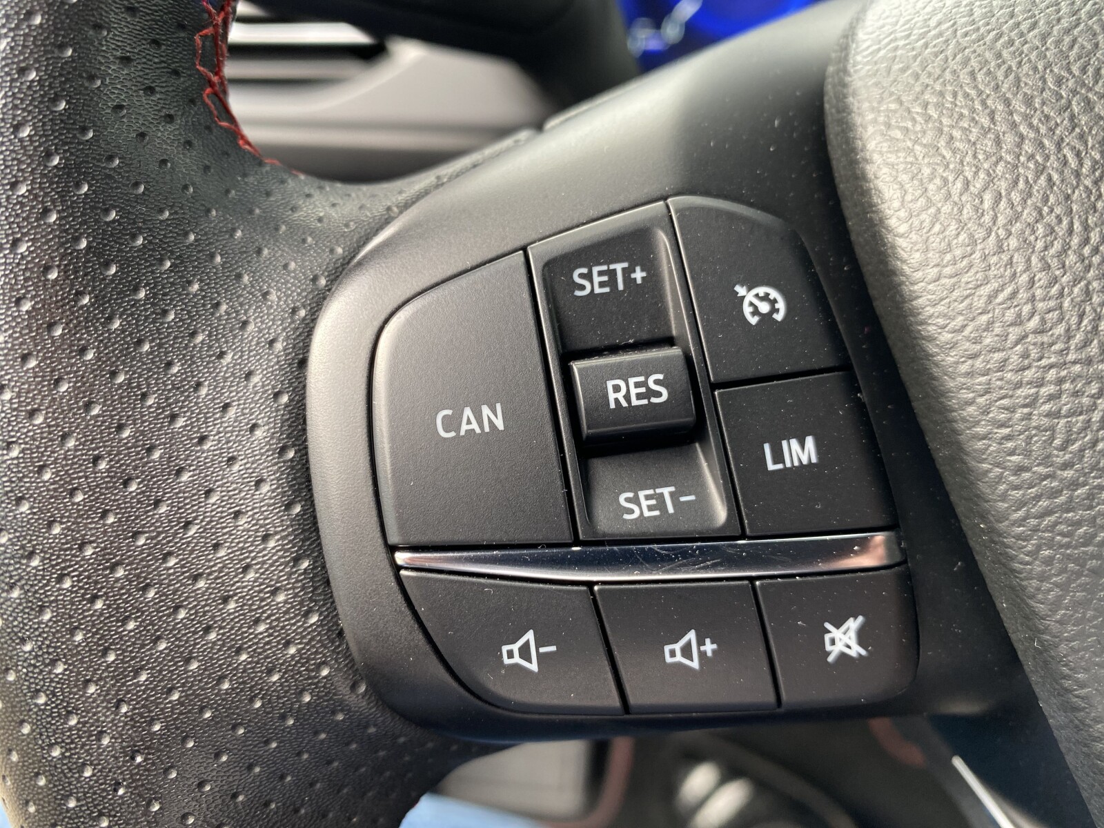 Ford Focus - zdjęcie 19