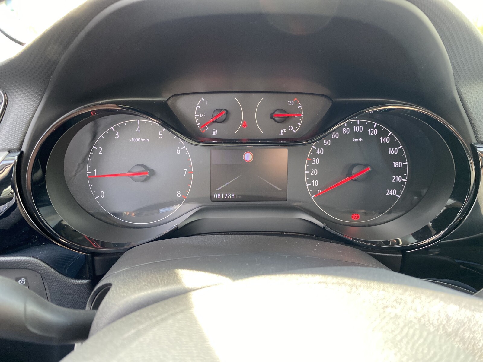 Opel Corsa - zdjęcie 18