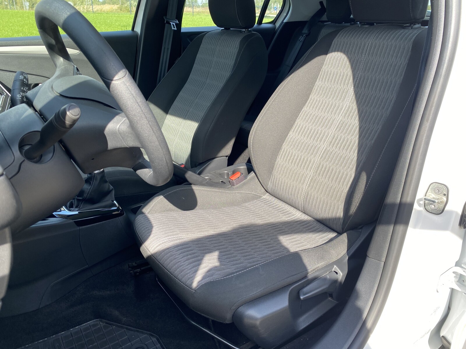 Opel Corsa - zdjęcie 9