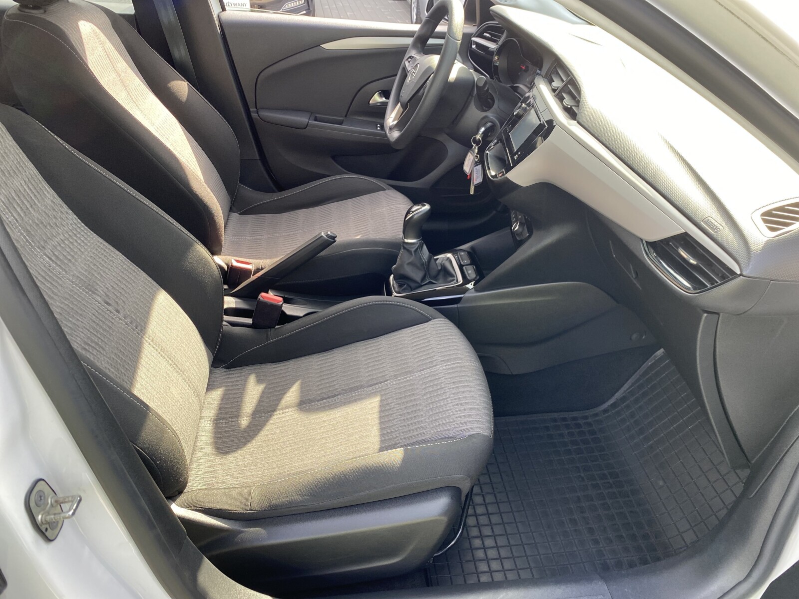 Opel Corsa - zdjęcie 14