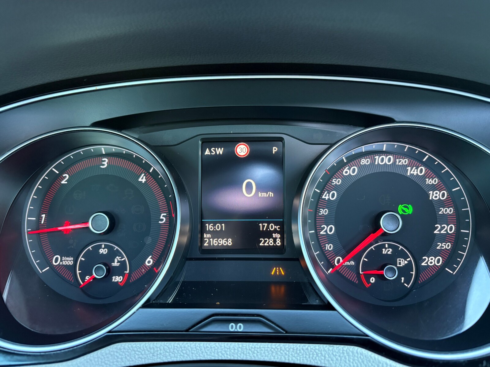 Volkswagen Arteon - zdjęcie 22