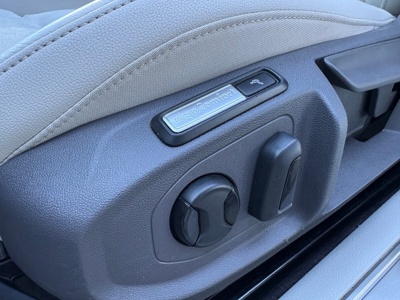 Volkswagen Arteon - zdjęcie 21