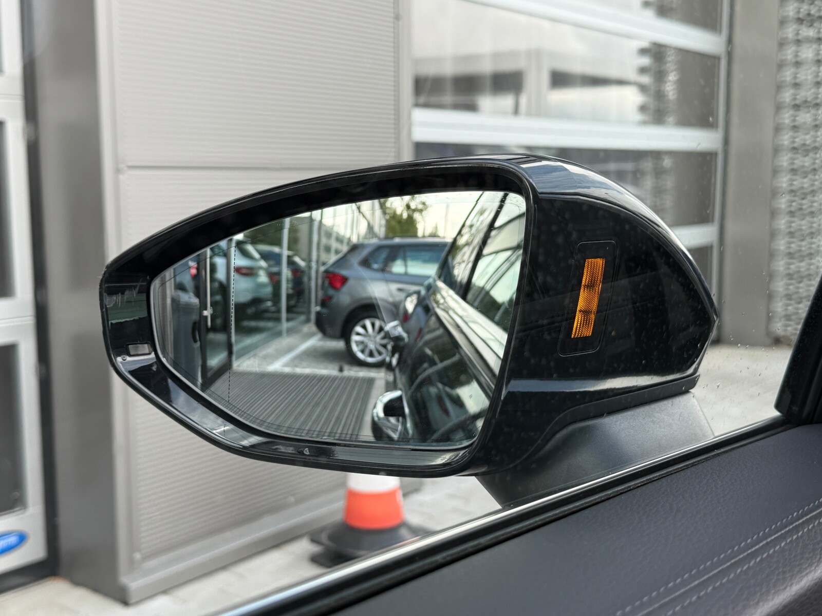 Audi A6 Avant - zdjęcie 38