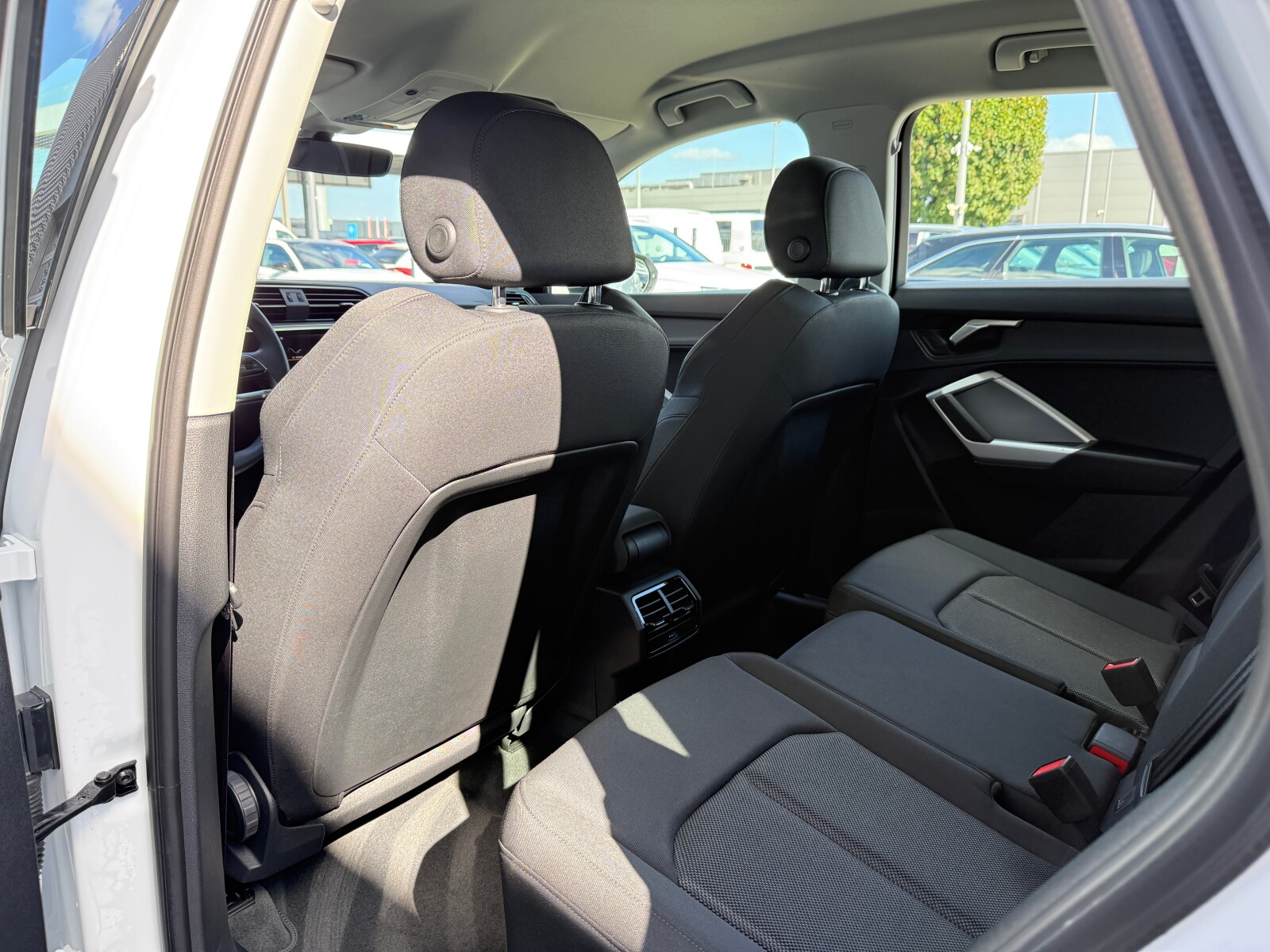 Audi Q3 - zdjęcie 10