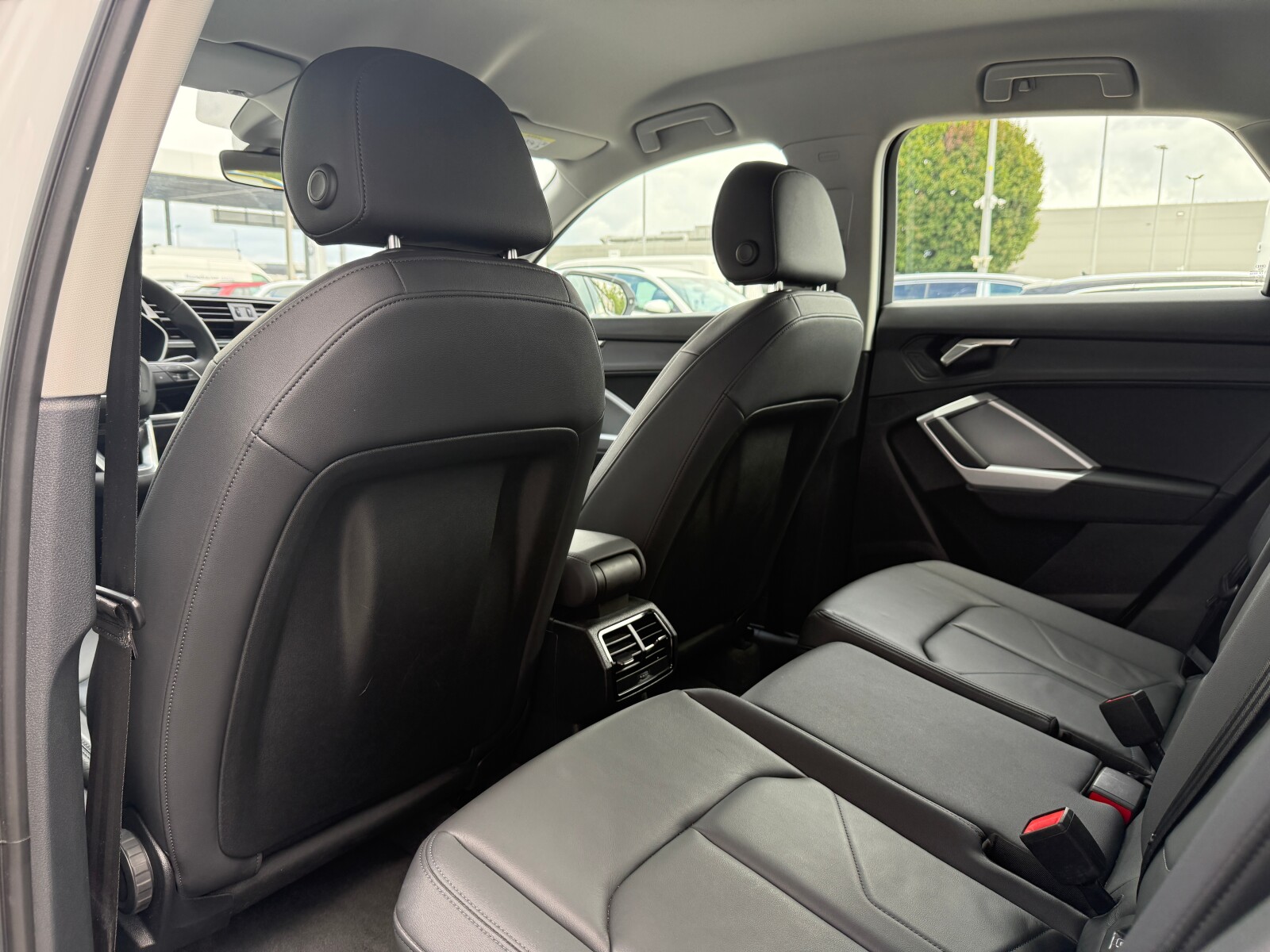 Audi Q3 Sportback - zdjęcie 10