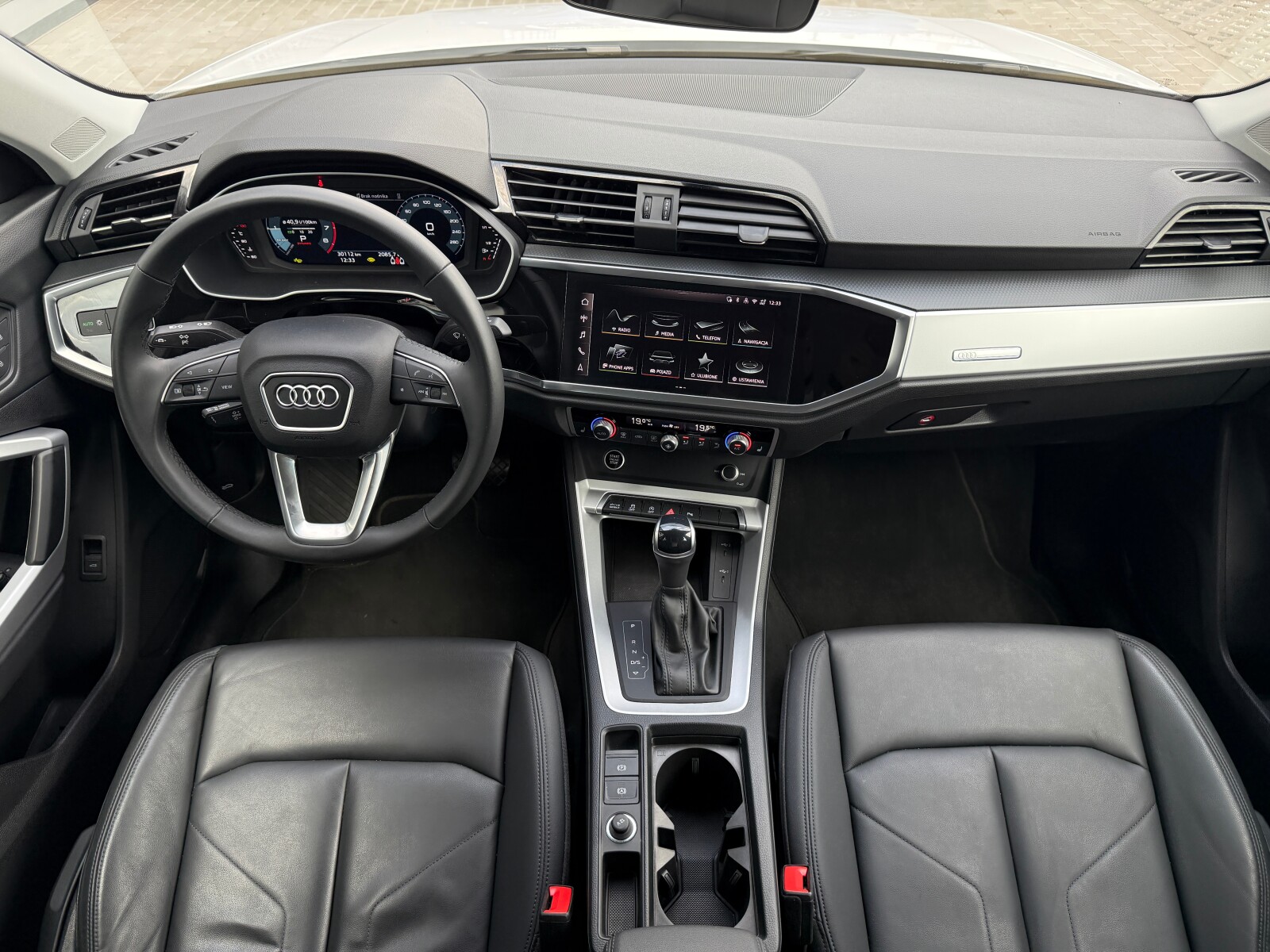 Audi Q3 Sportback - zdjęcie 13