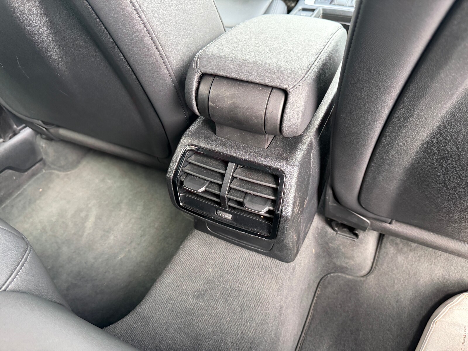 Audi Q3 Sportback - zdjęcie 12