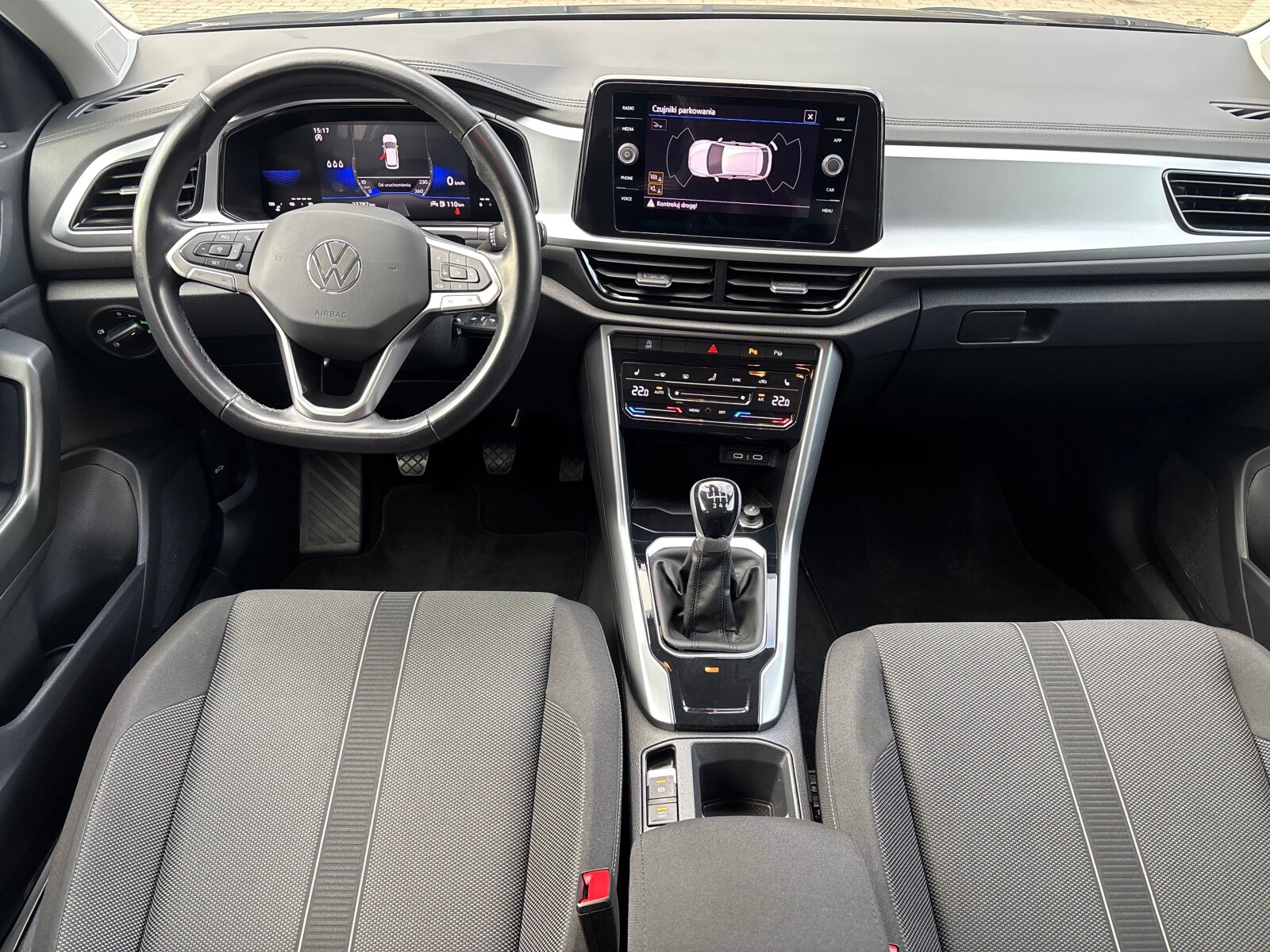 Volkswagen T-Roc - zdjęcie 9