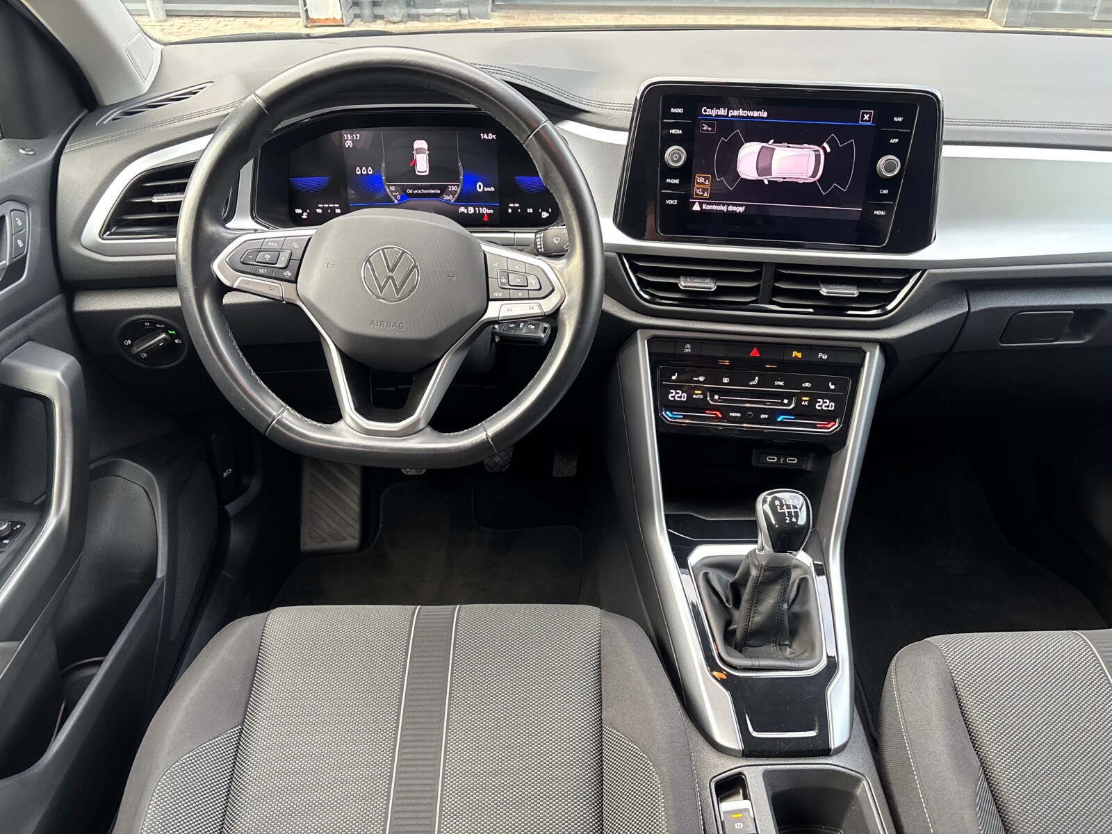 Volkswagen T-Roc - zdjęcie 10