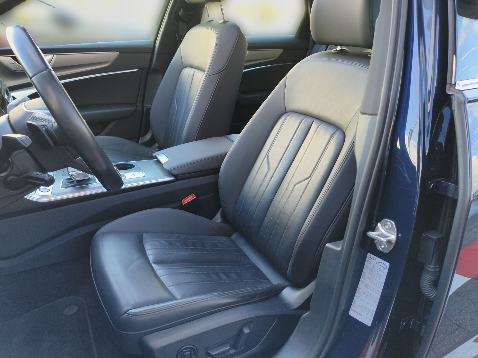 Audi A6 Avant - zdjęcie 9