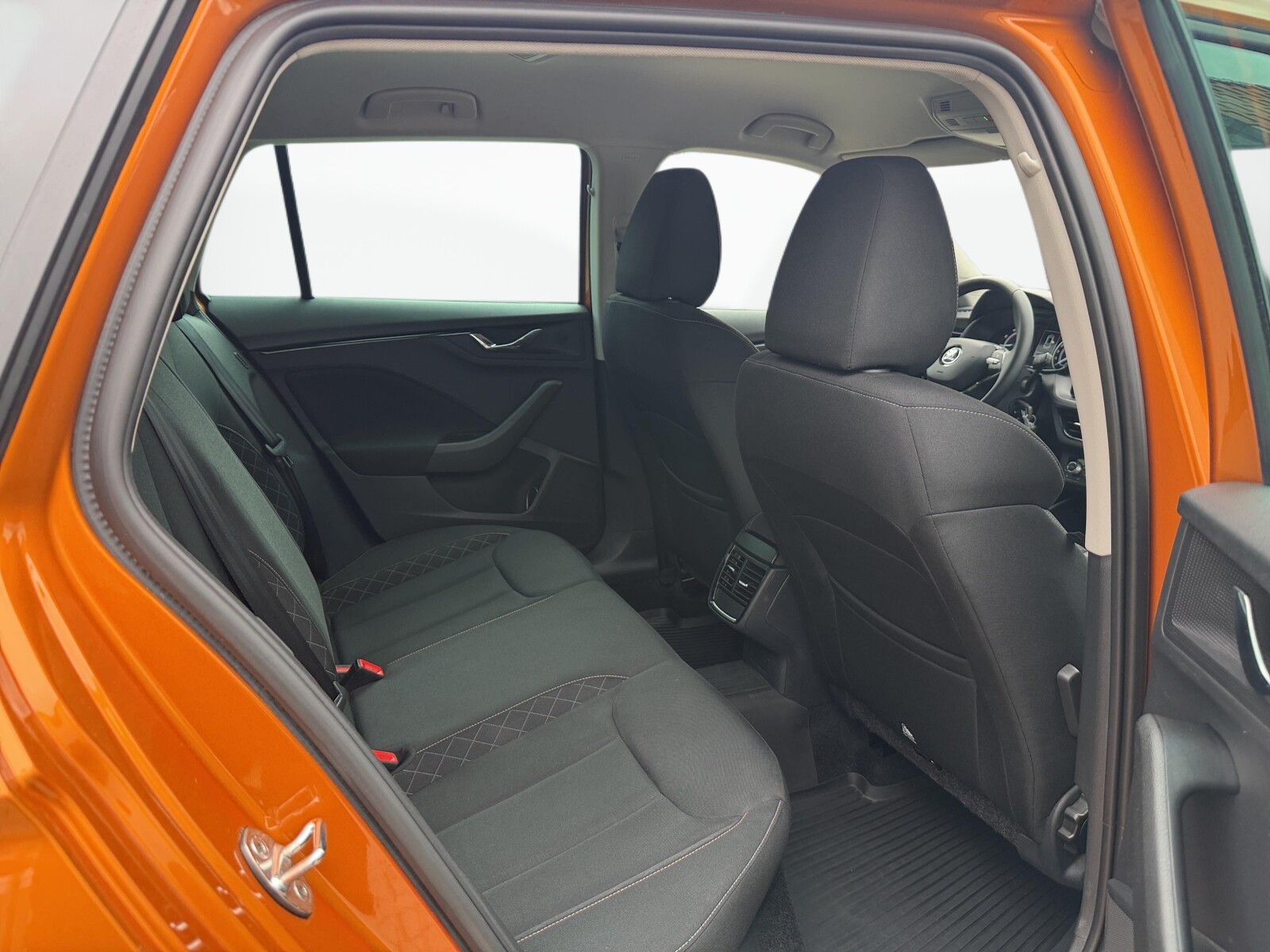 Škoda Kamiq - zdjęcie 35