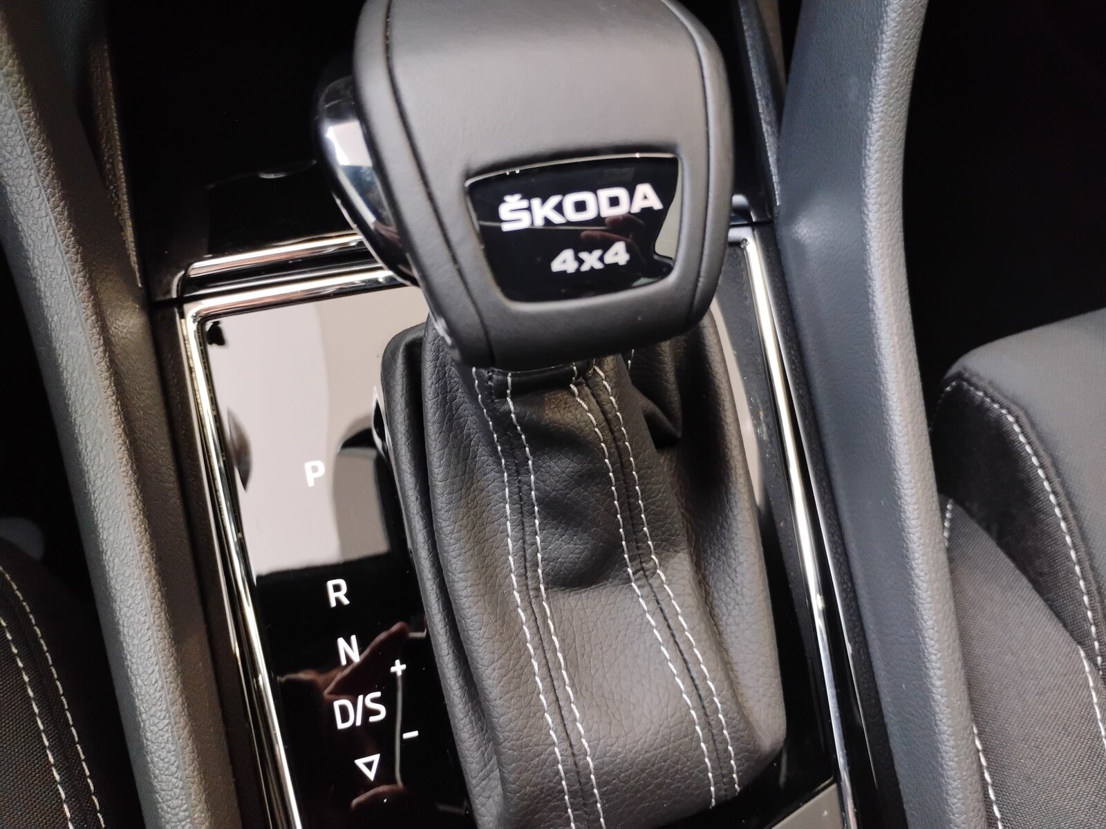 Škoda Karoq - zdjęcie 25