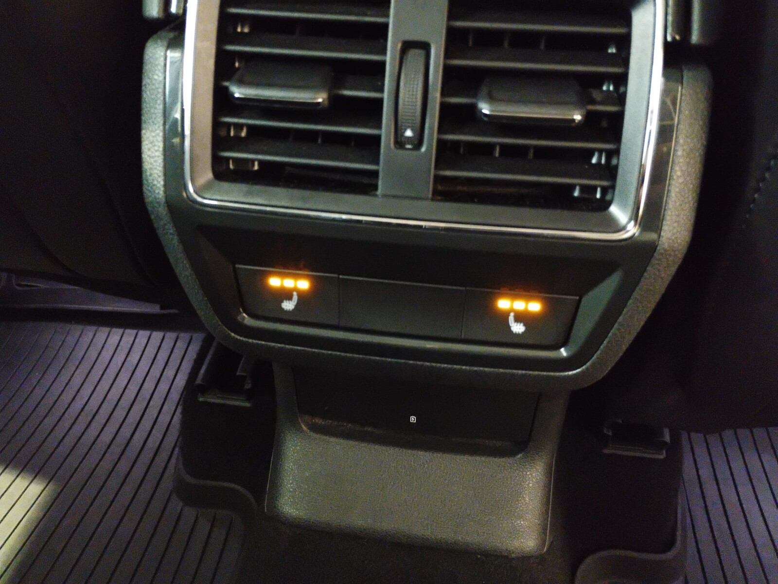 Škoda Karoq - zdjęcie 19