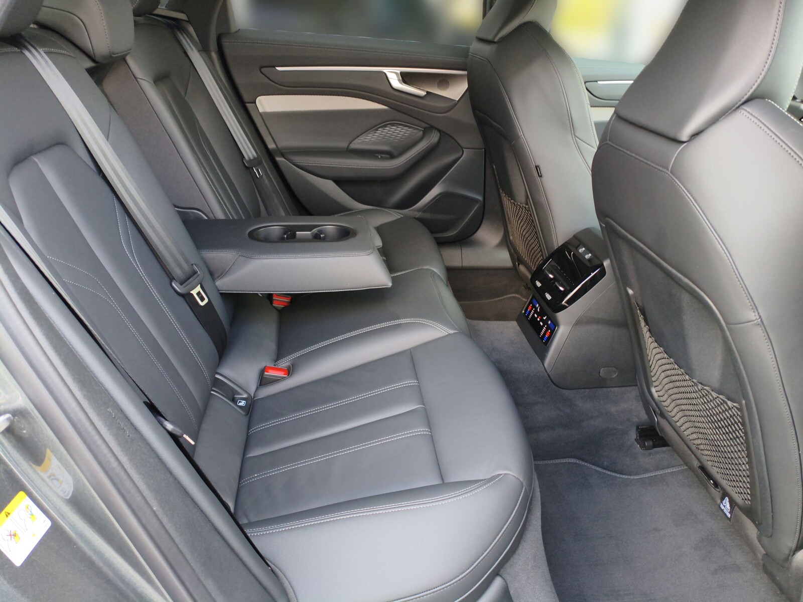 Audi A6 Limousine - zdjęcie 20