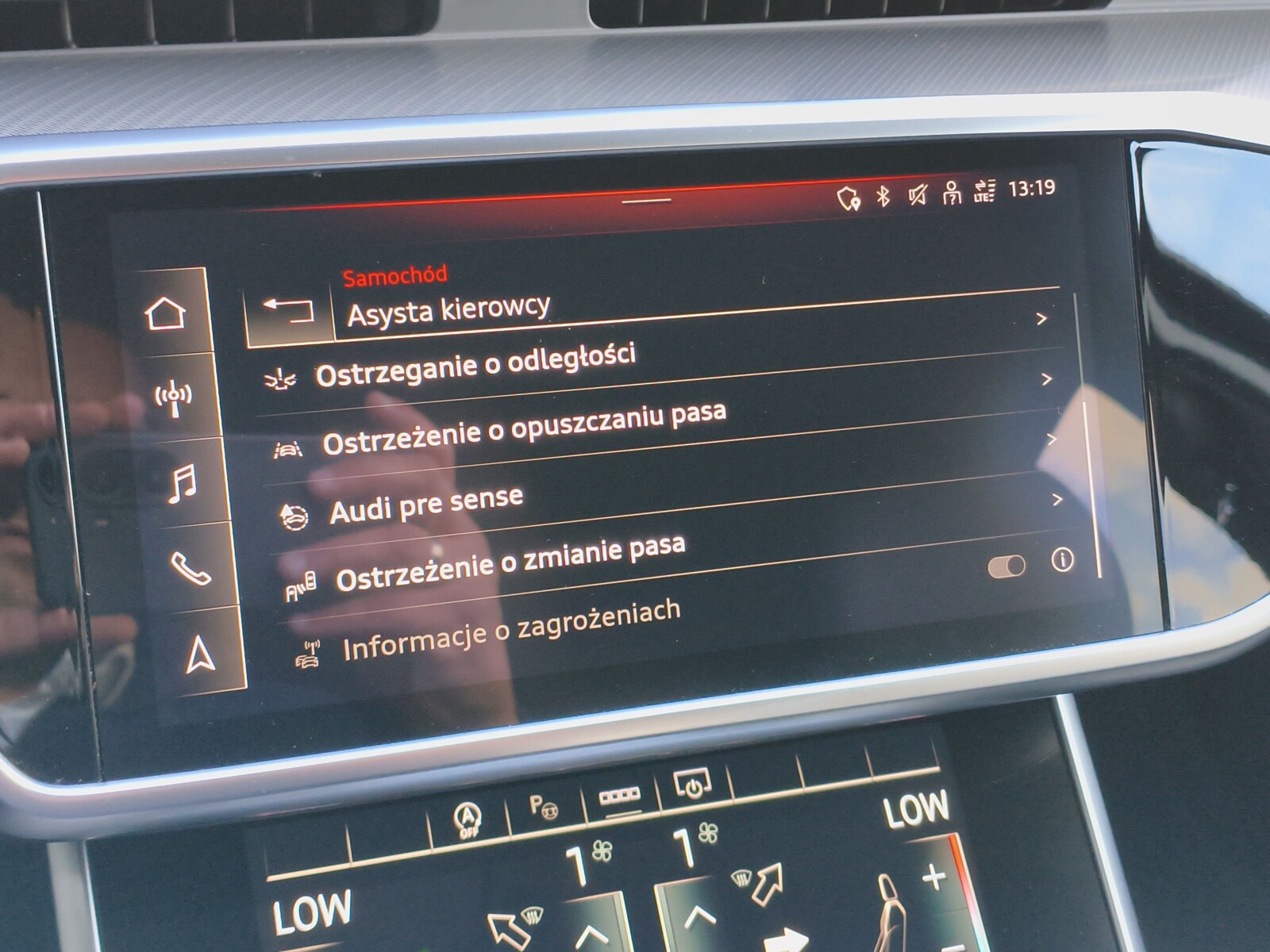 Audi A6 Avant - zdjęcie 32