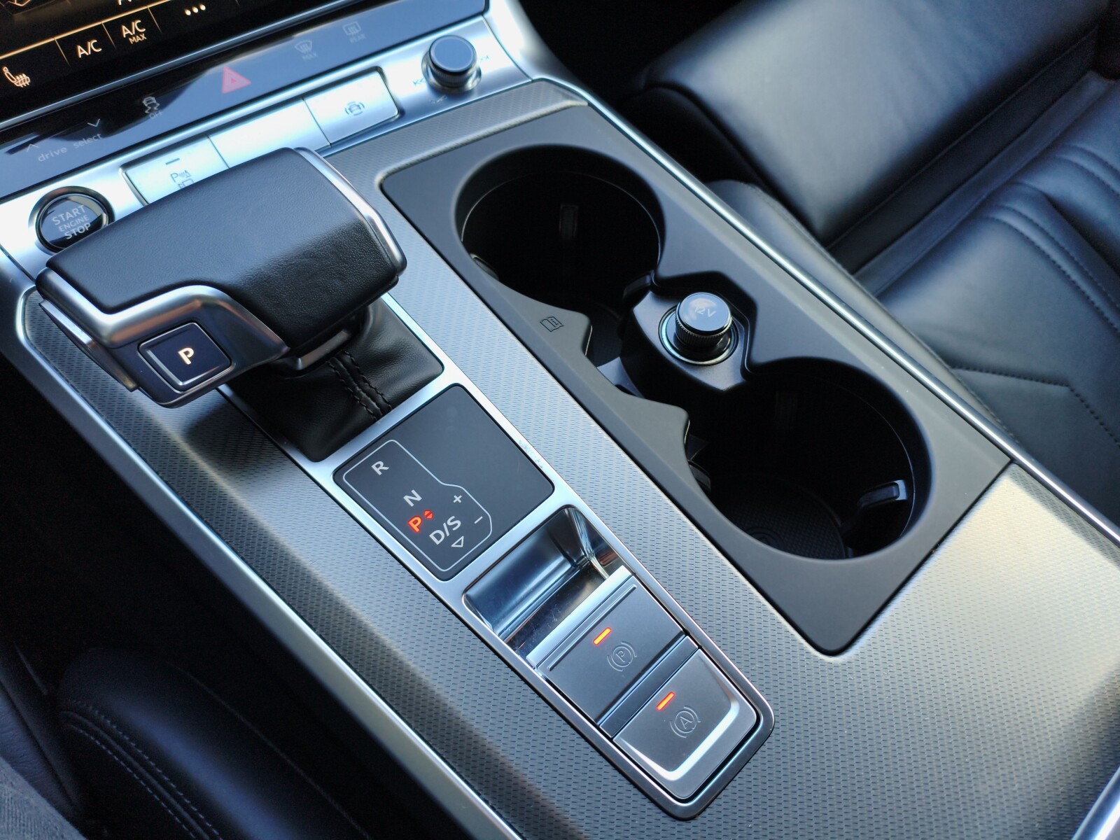 Audi A6 Avant - zdjęcie 20