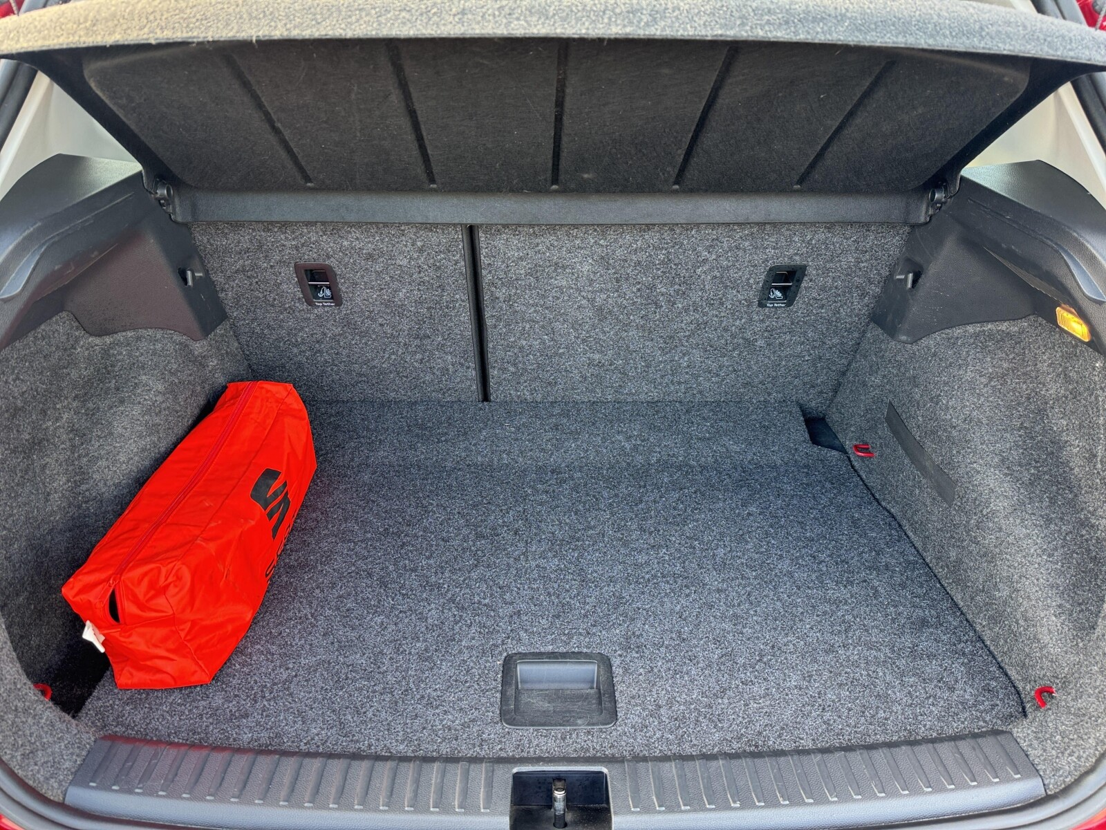 Seat Arona - zdjęcie 23