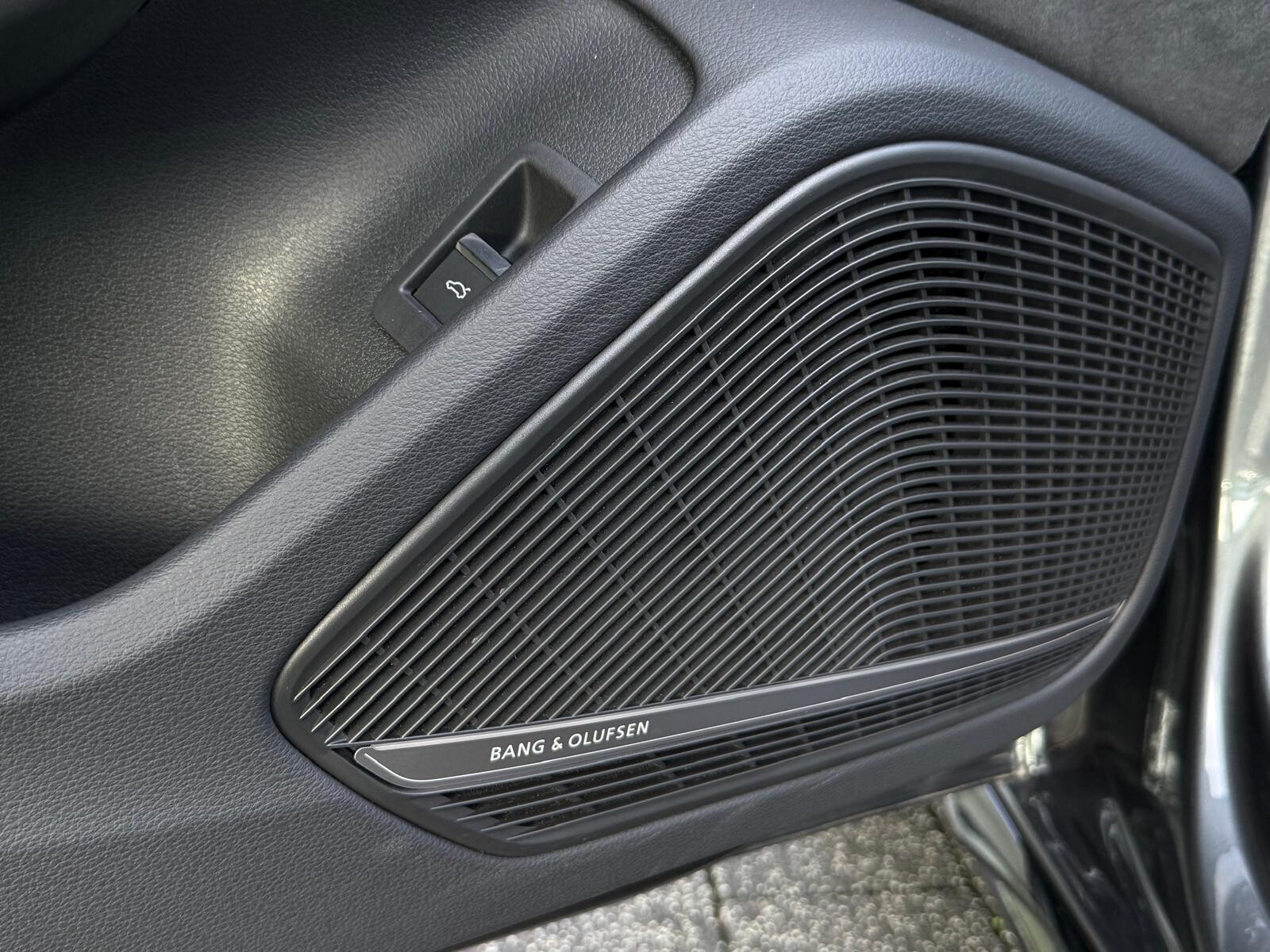 Audi S4 Avant - zdjęcie 22