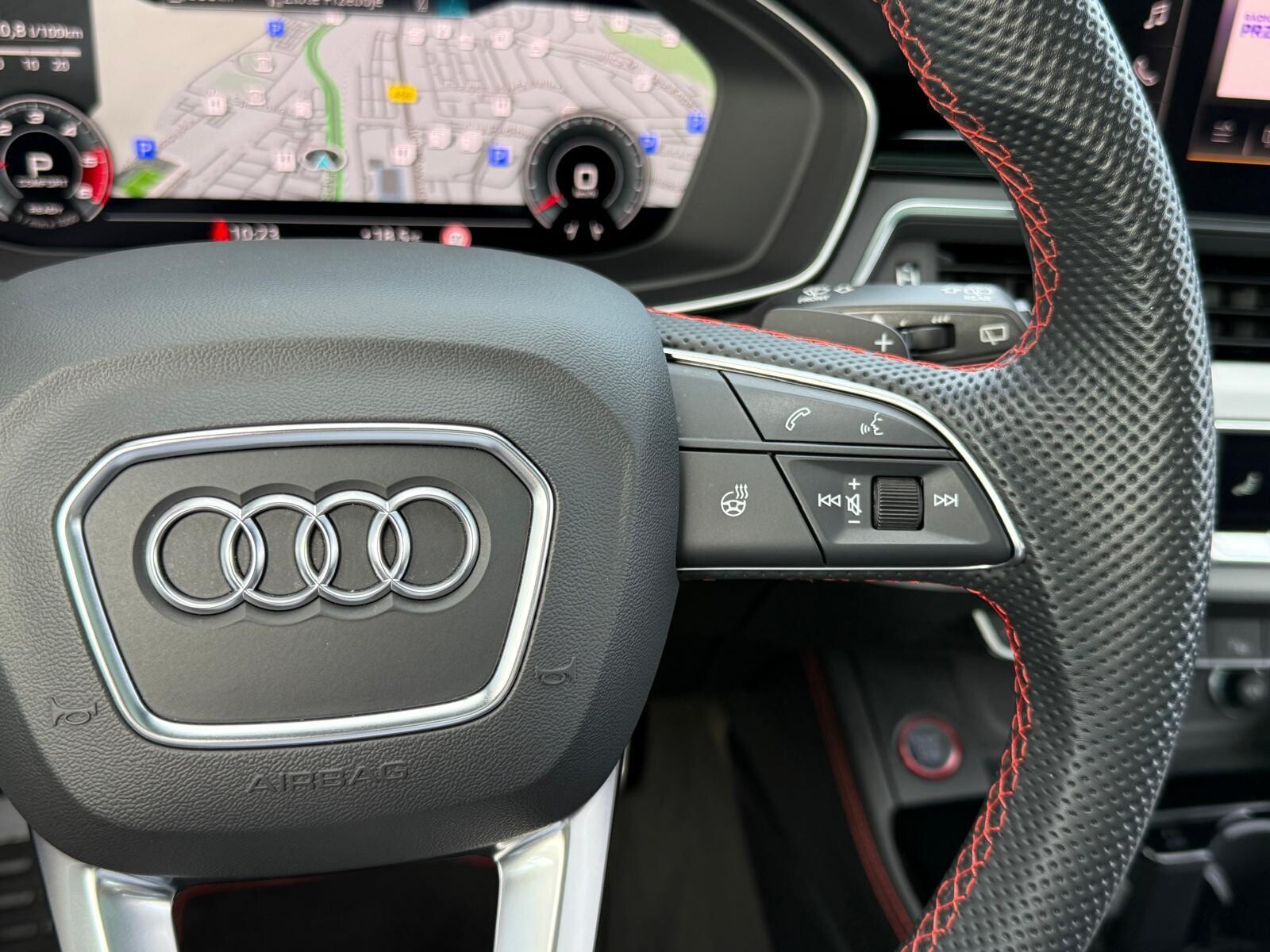 Audi S4 Avant - zdjęcie 33