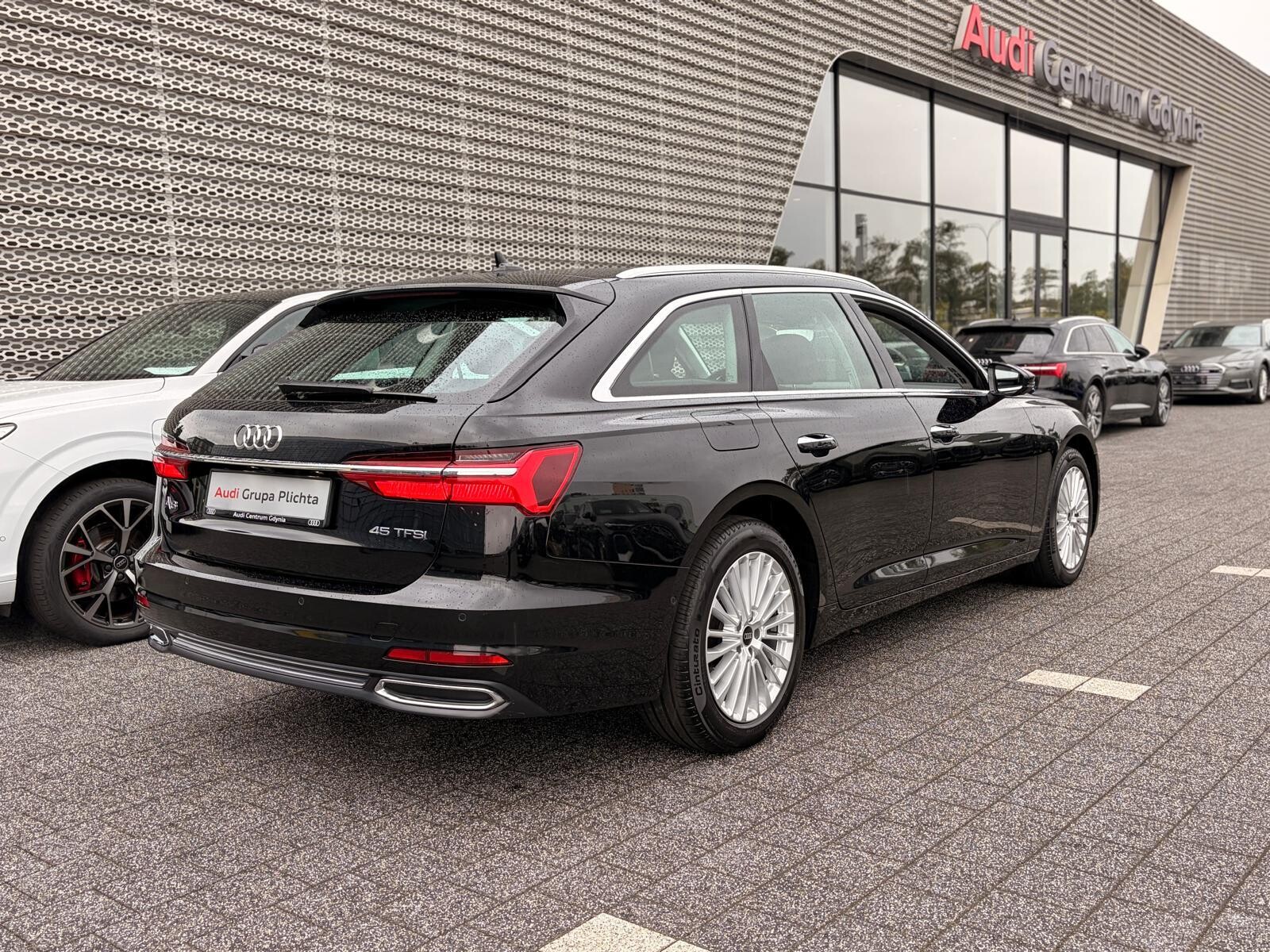 Audi A6 Avant - zdjęcie 9