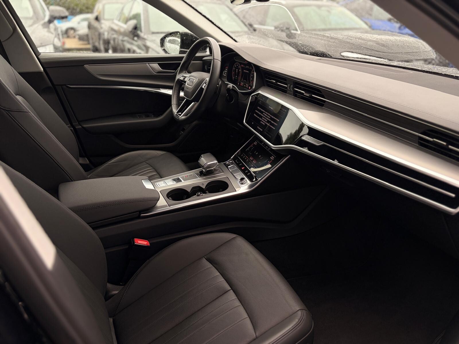 Audi A6 Avant - zdjęcie 22