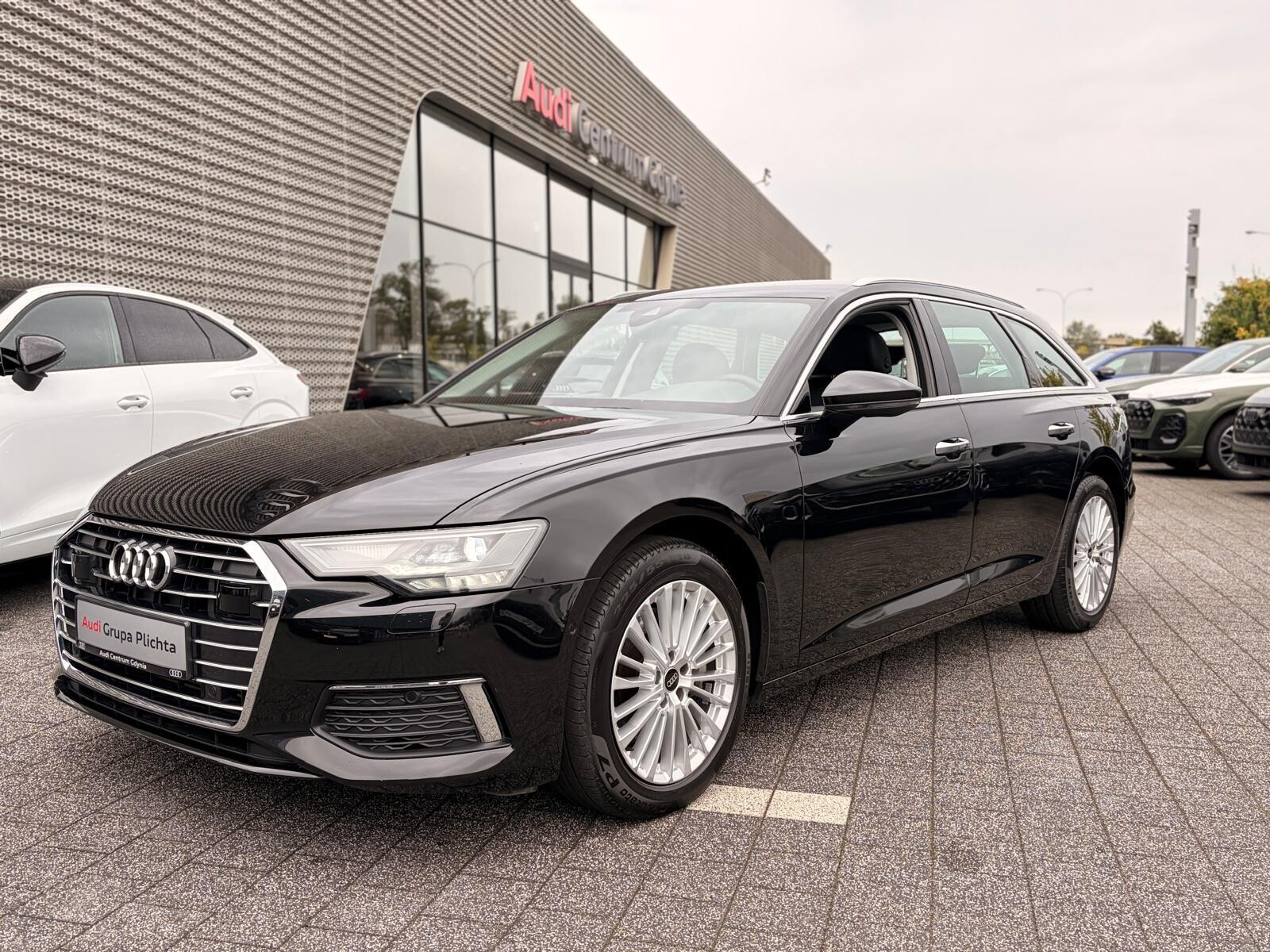 Audi A6 Avant - zdjęcie 10