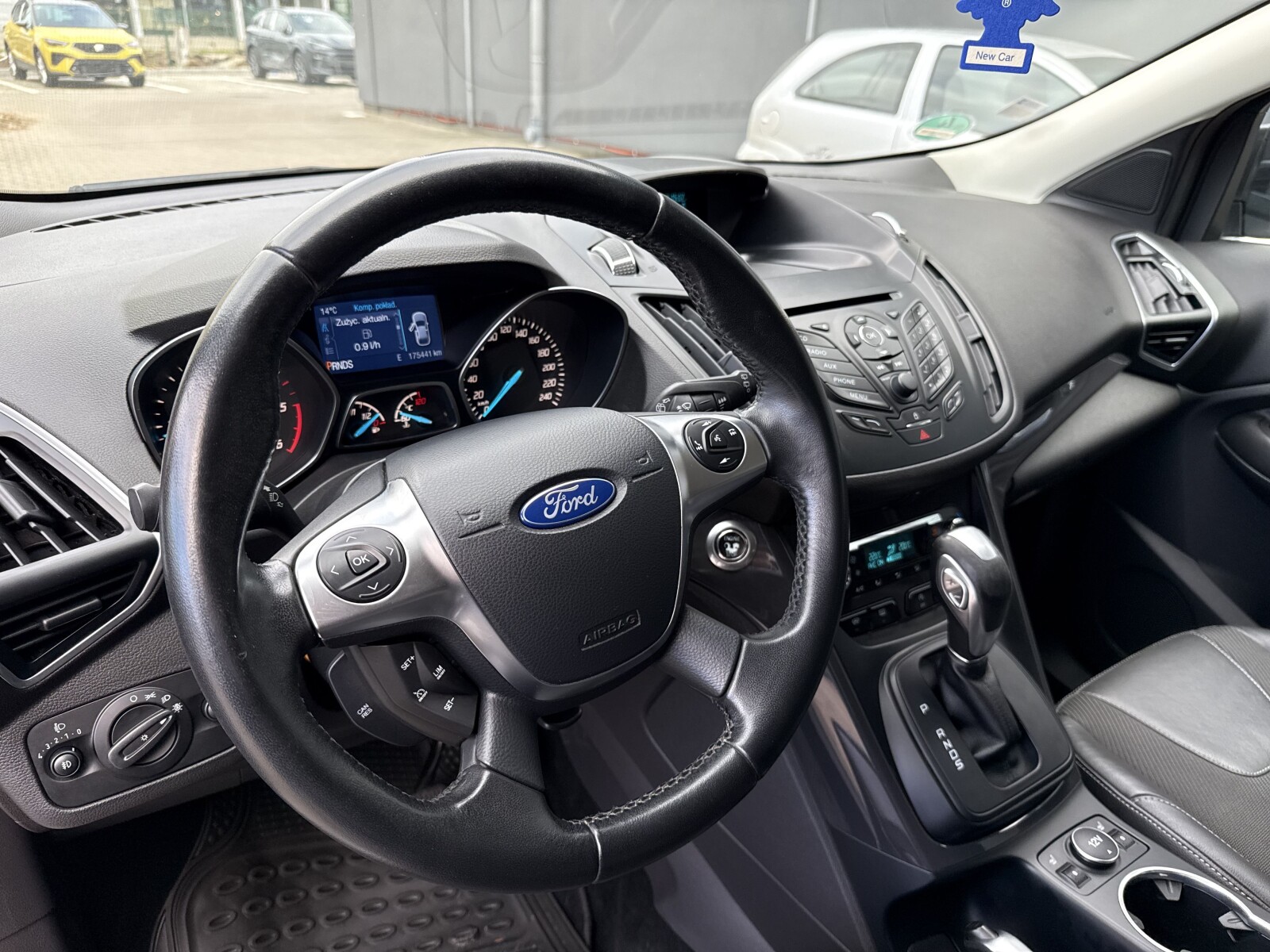 Ford Kuga - zdjęcie 9