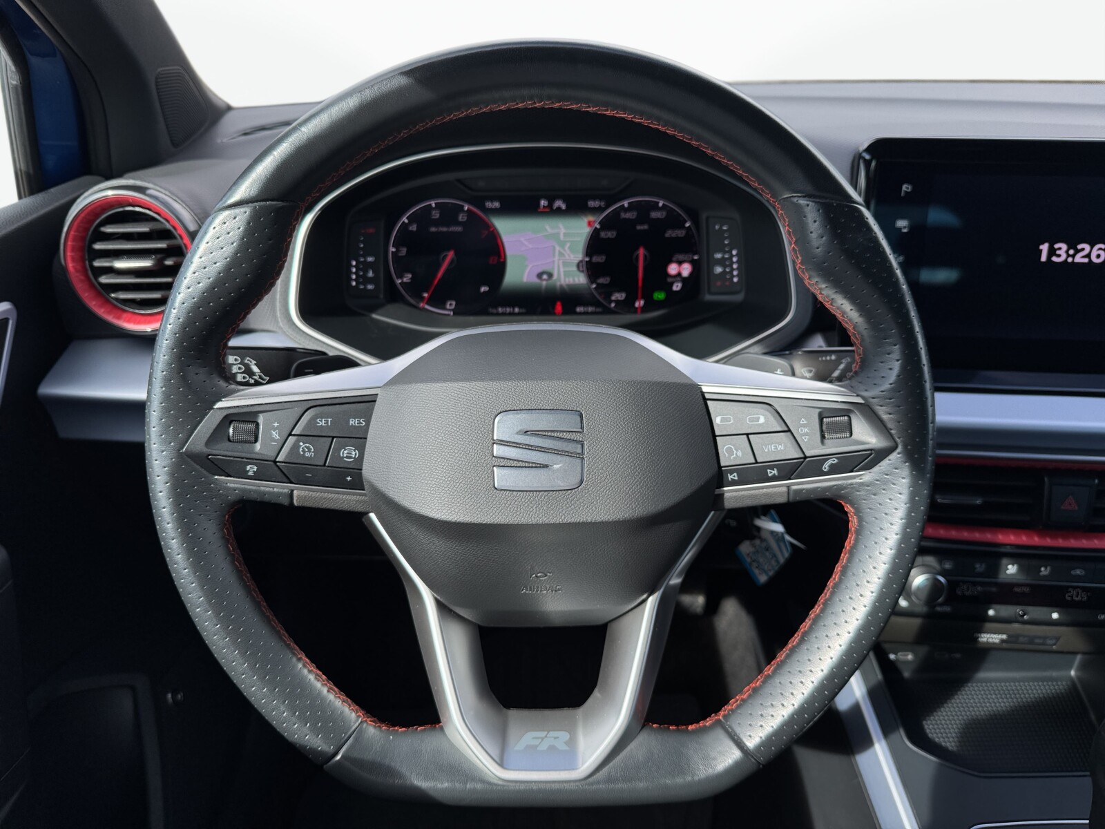 Seat Arona - zdjęcie 11