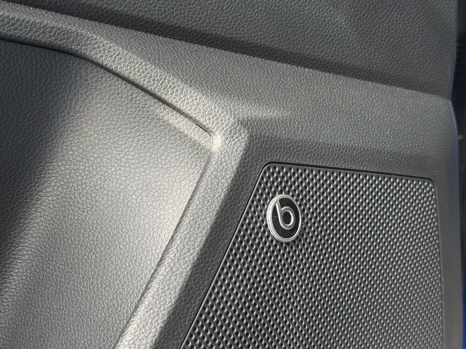 Seat Arona - zdjęcie 24
