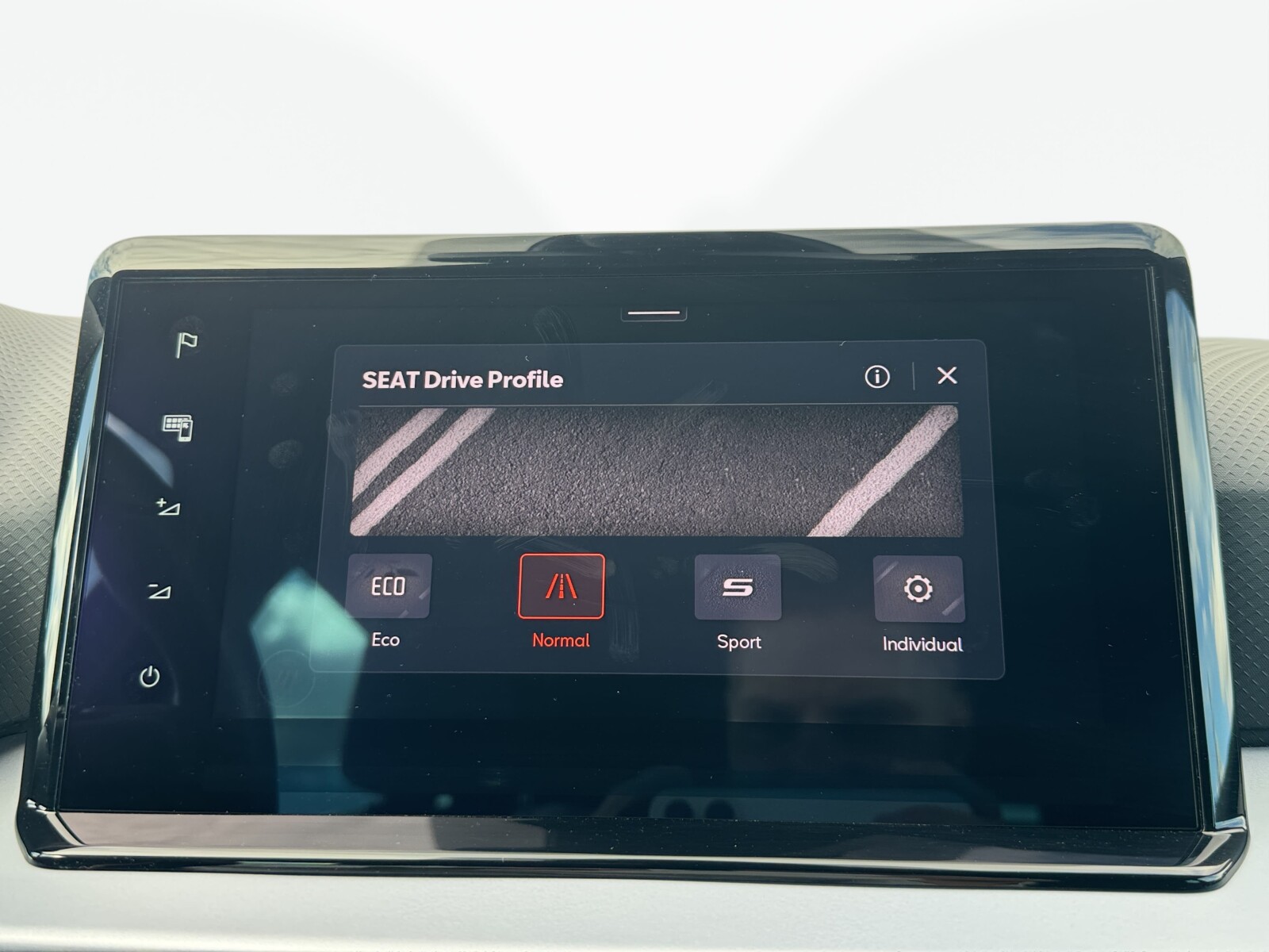 Seat Arona - zdjęcie 21